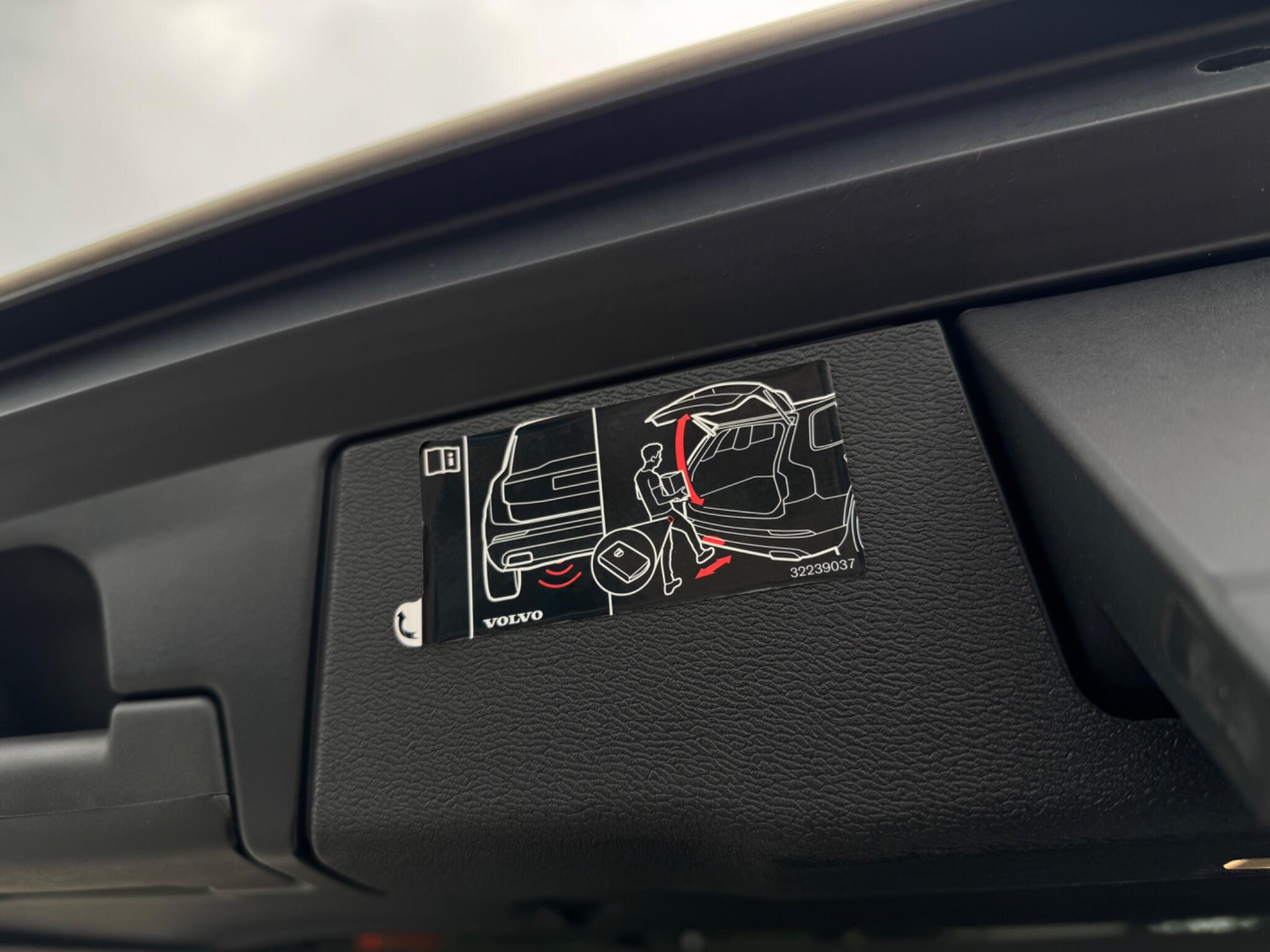 Volvo XC60 view 39