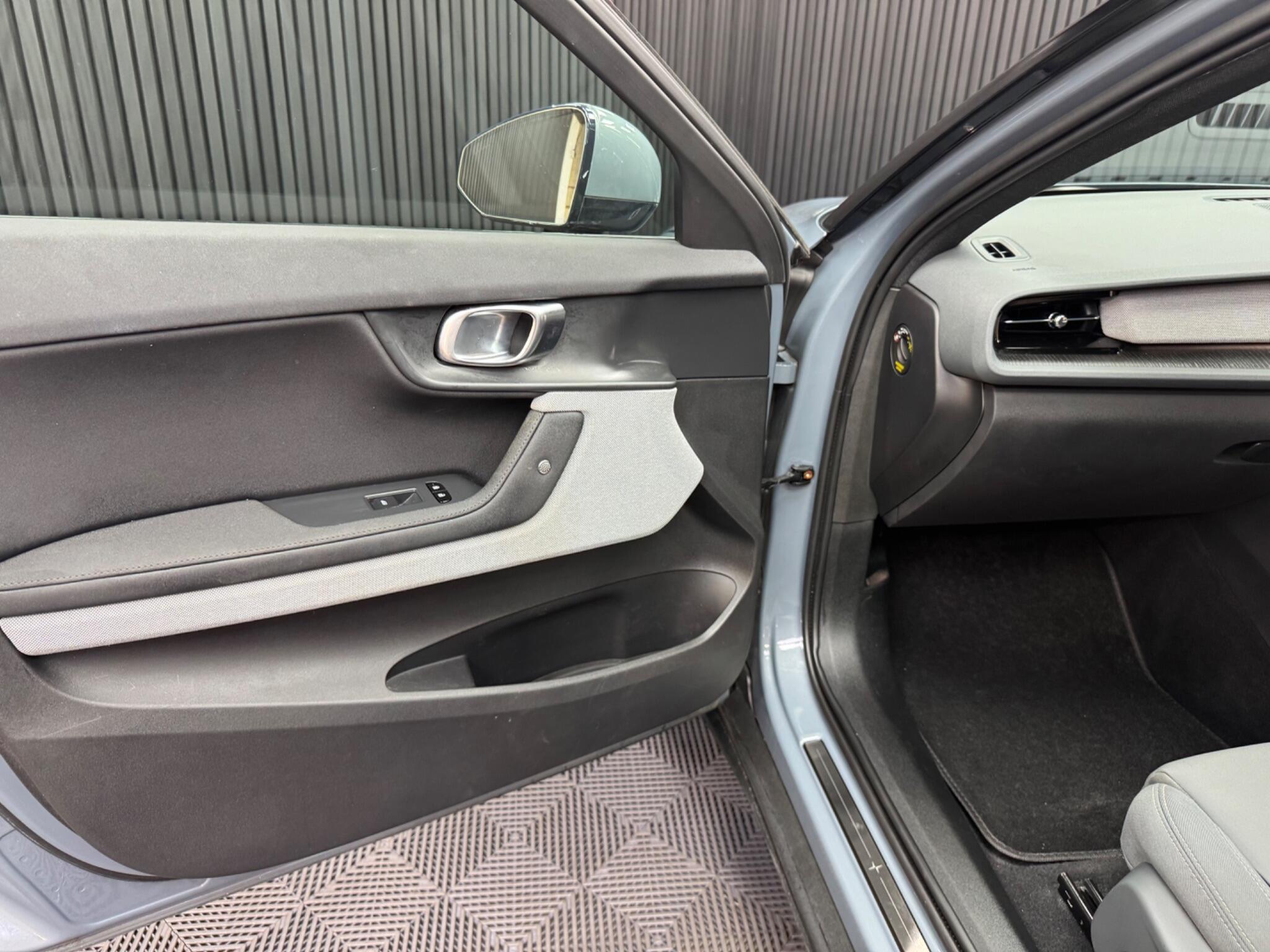 Polestar 2 view 33