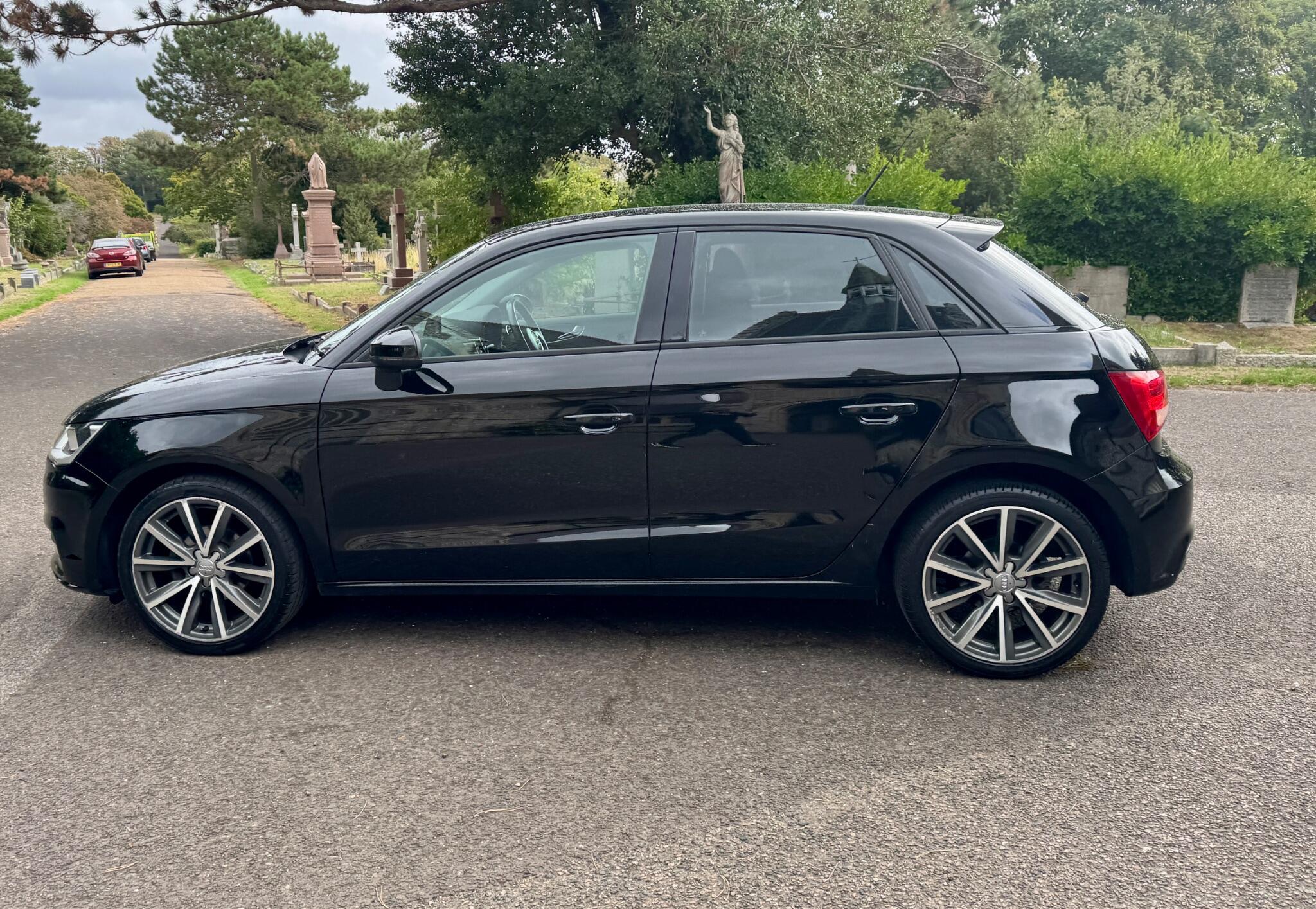 Audi A1 view 16