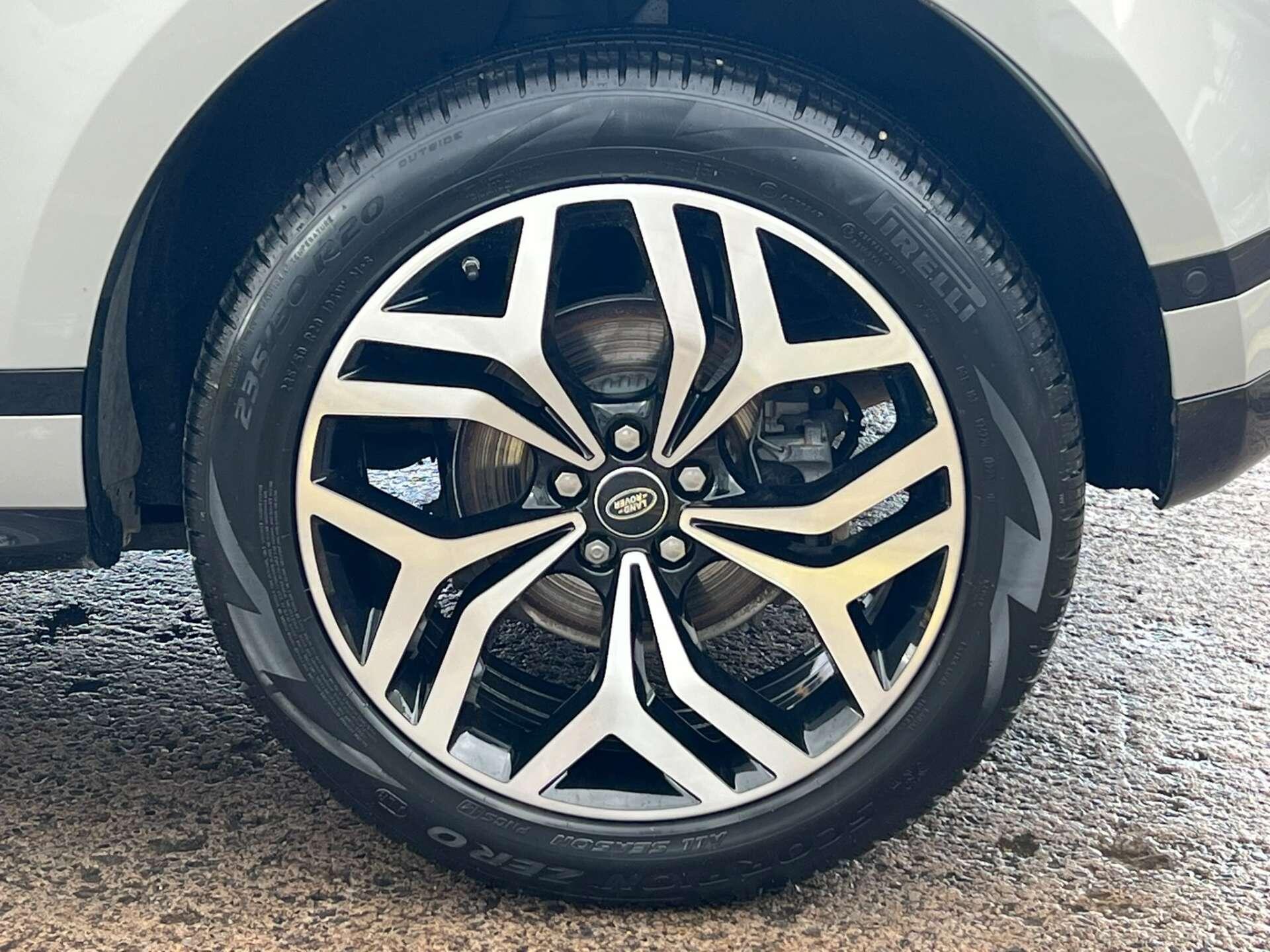 Land Rover Range Rover Evoque view 60