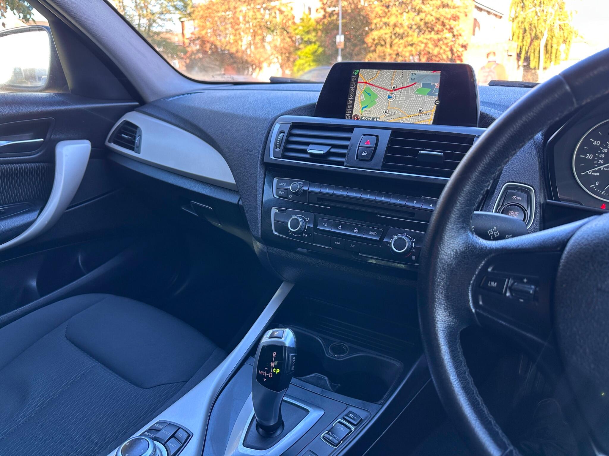 BMW 1 Series view 15