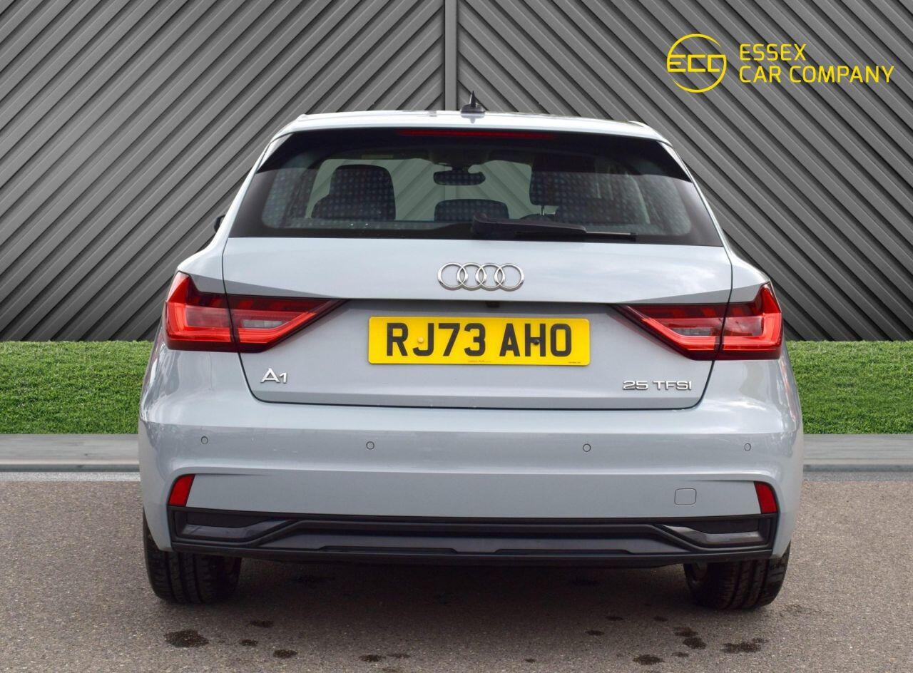 Audi A1 view 10