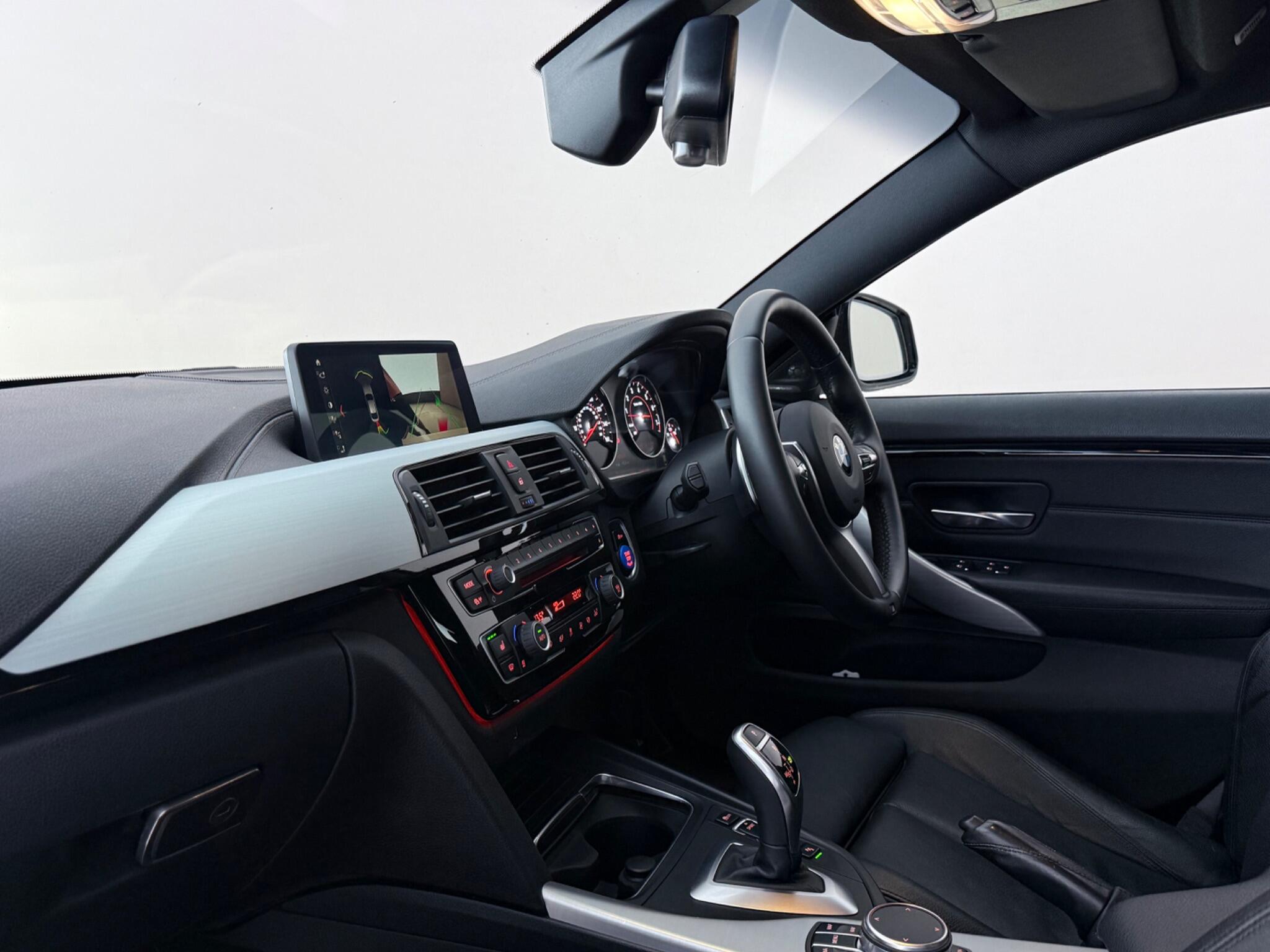 BMW 4 Series view 4