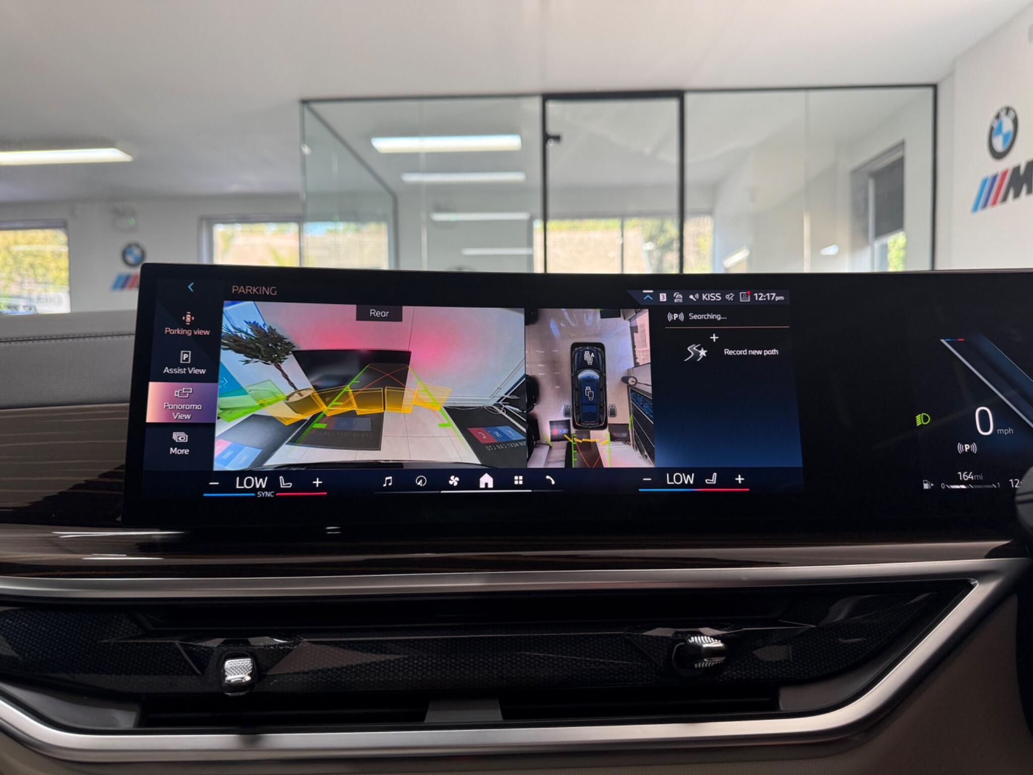 BMW X7 view 25