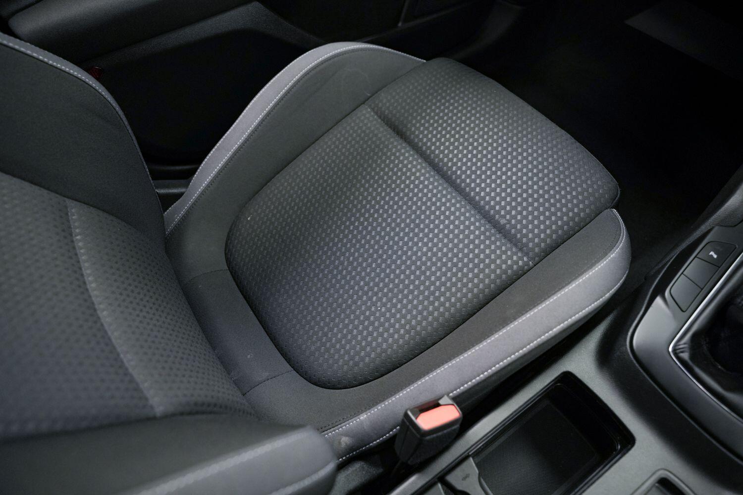Ford Focus view 11