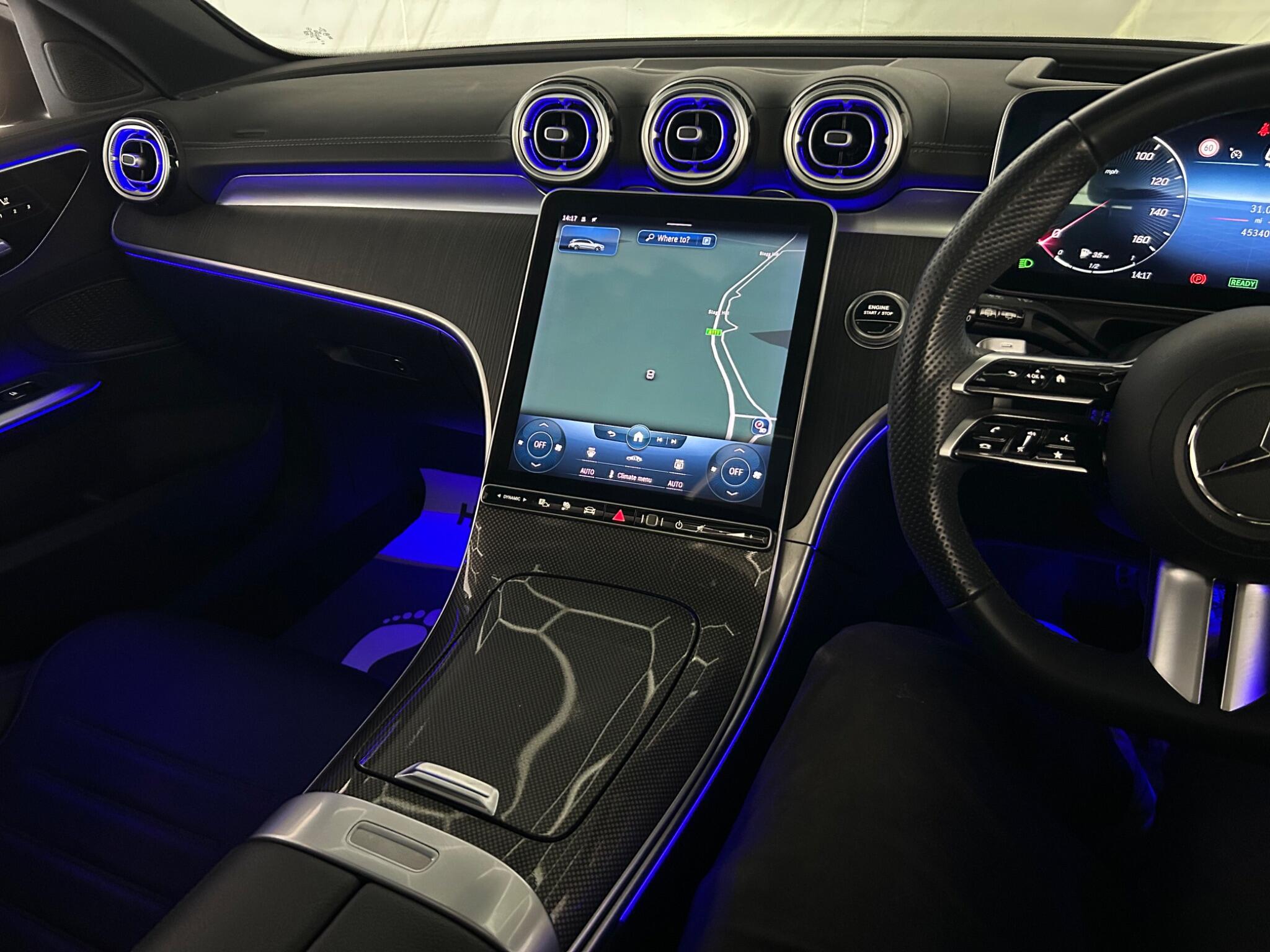 Mercedes-Benz C-Class view 44