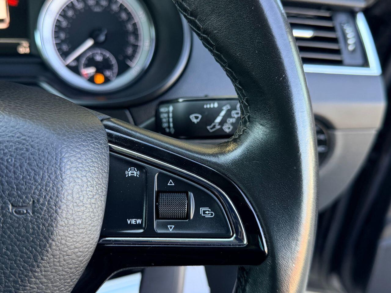 Skoda Octavia view 30