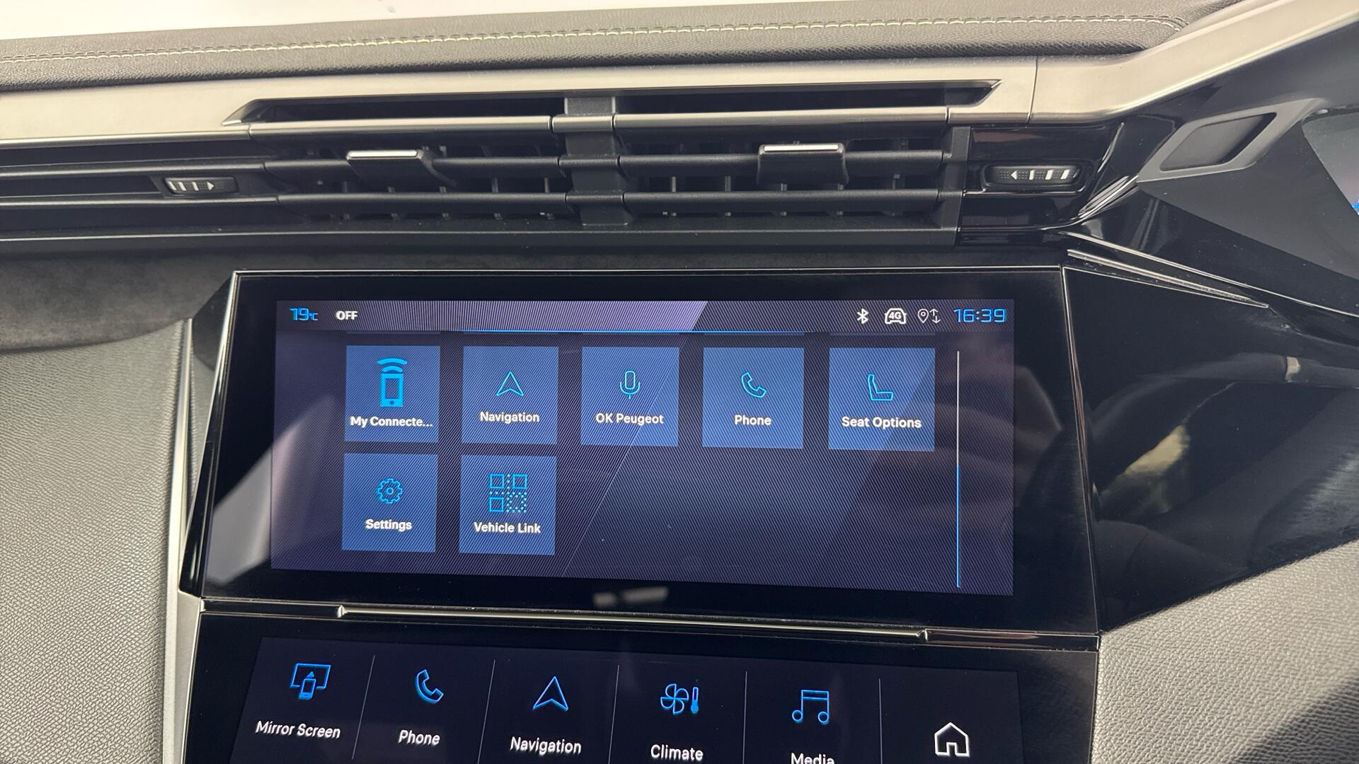 Peugeot 308 view 29