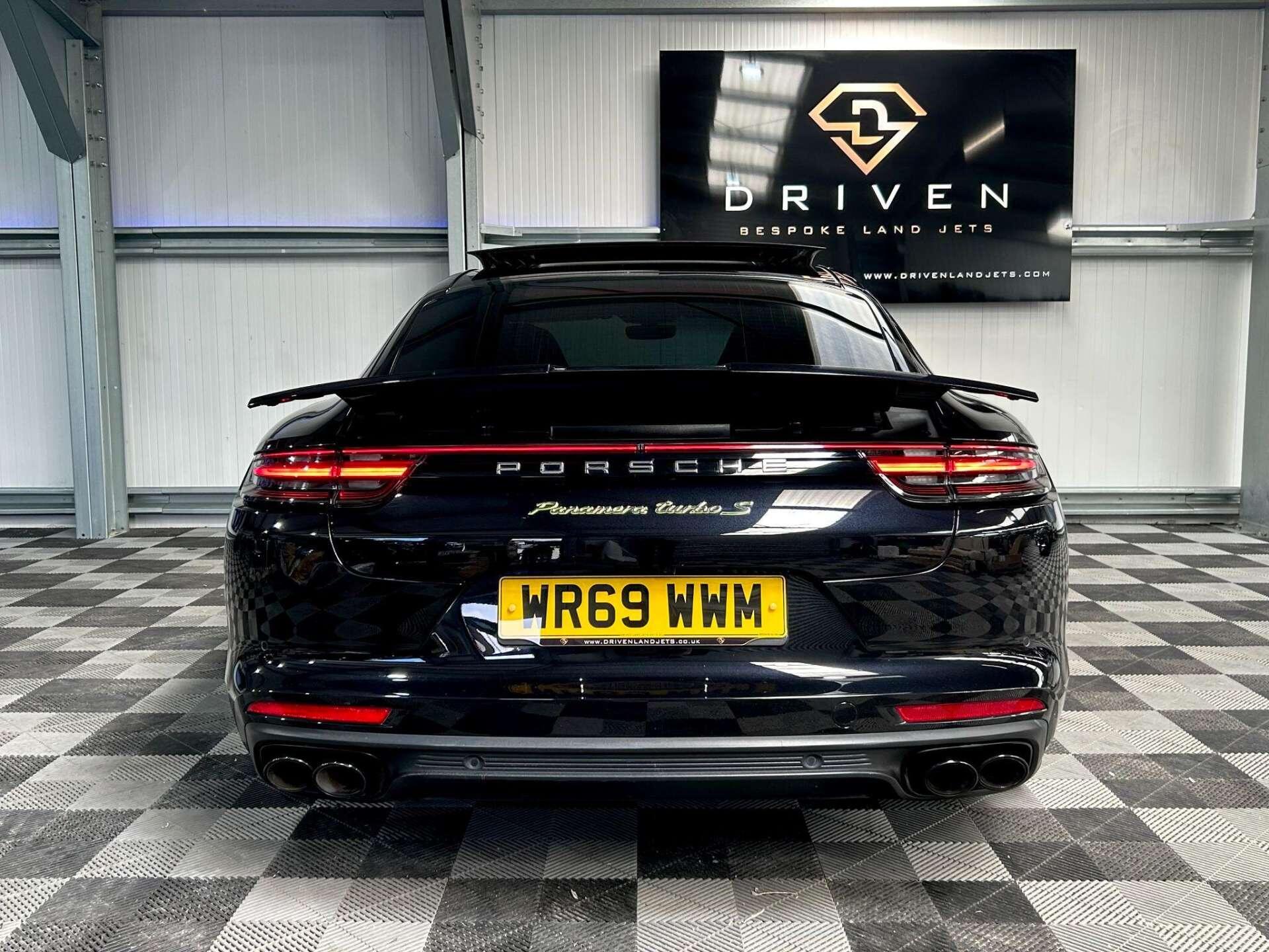 Porsche Panamera view 13