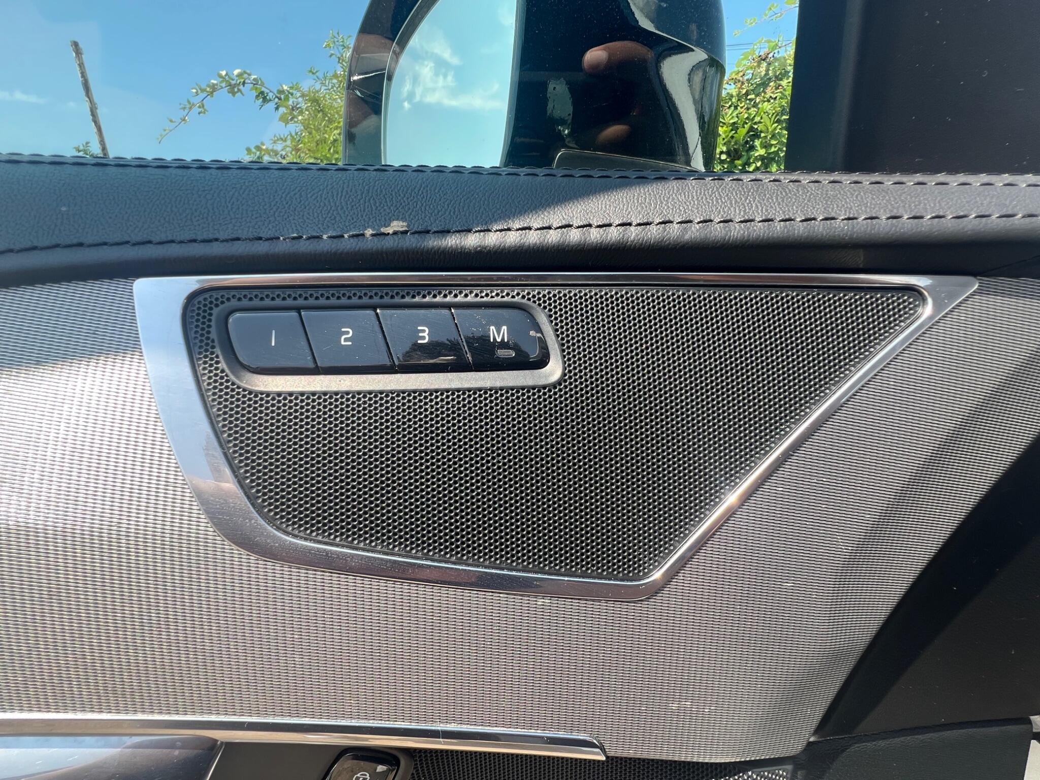 Volvo XC90 view 54