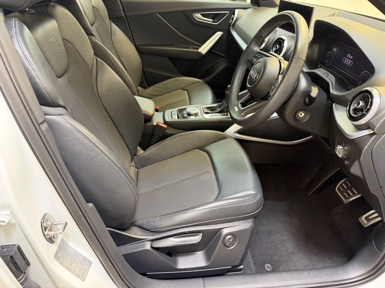 Audi Q2 view 19