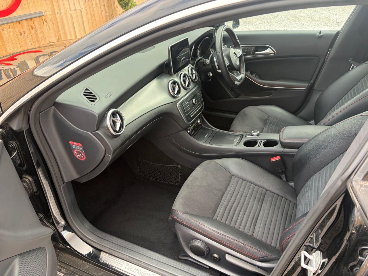 Mercedes-Benz Cla view 20