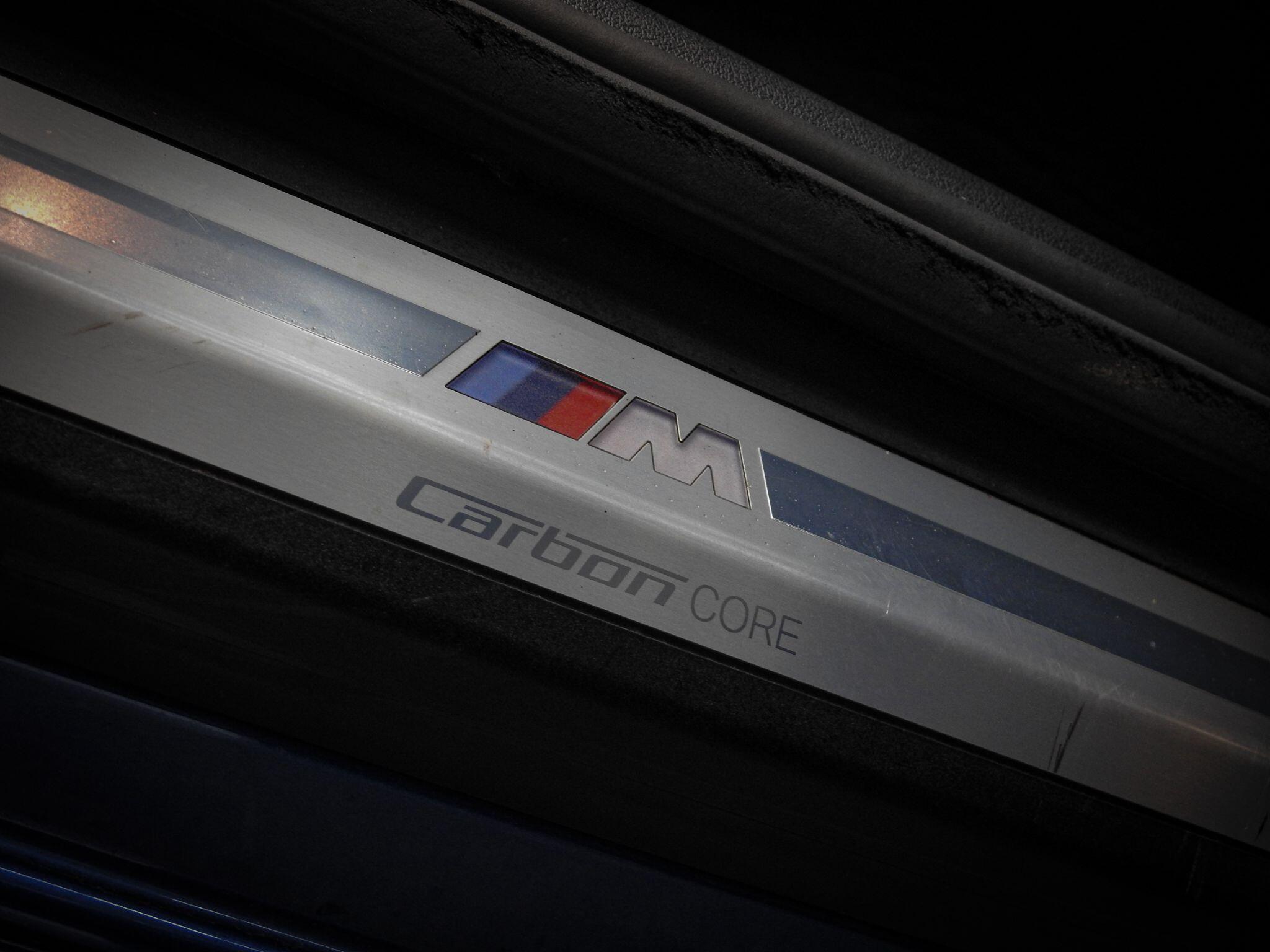 BMW 8 Series view 27
