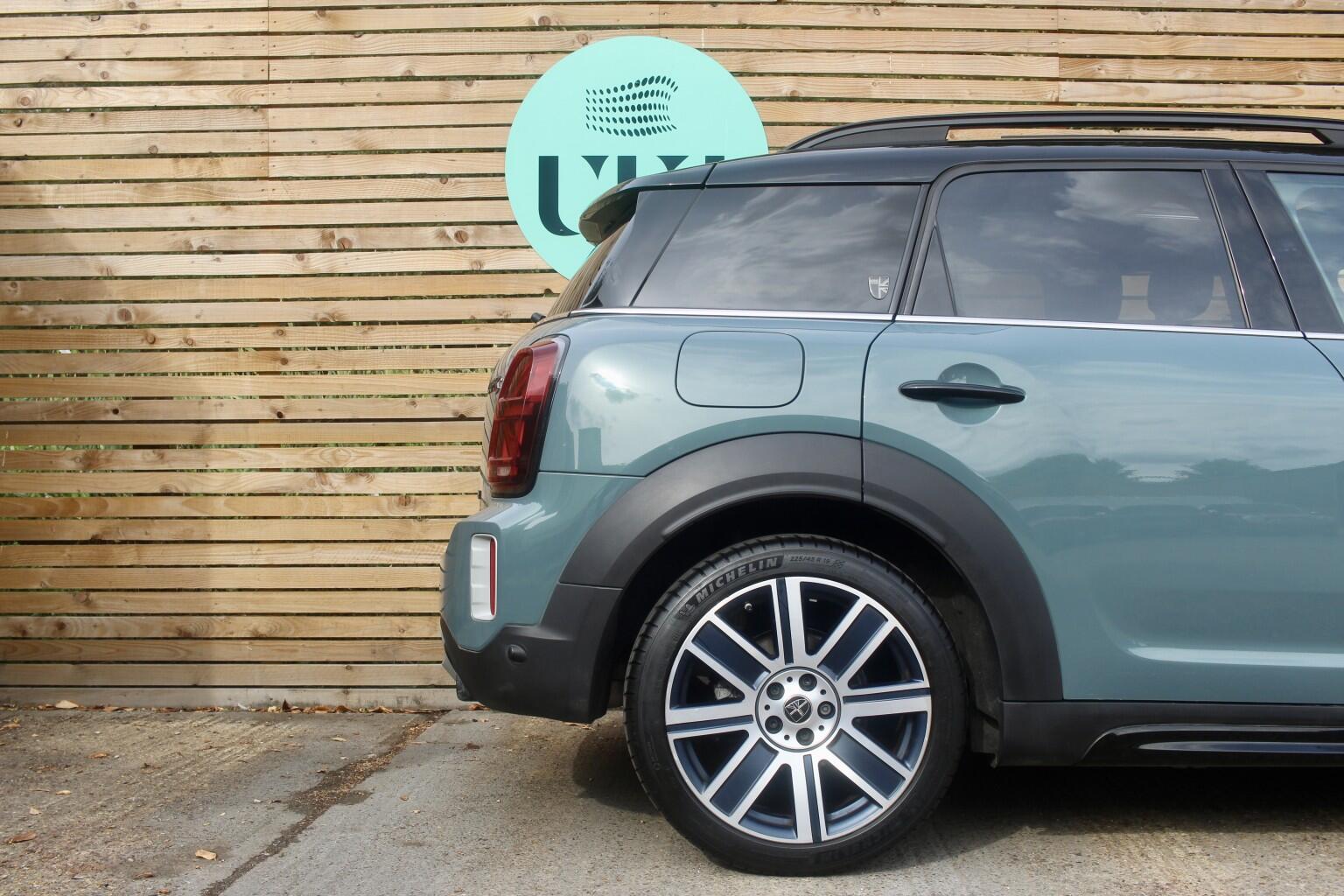 Mini Countryman view 38