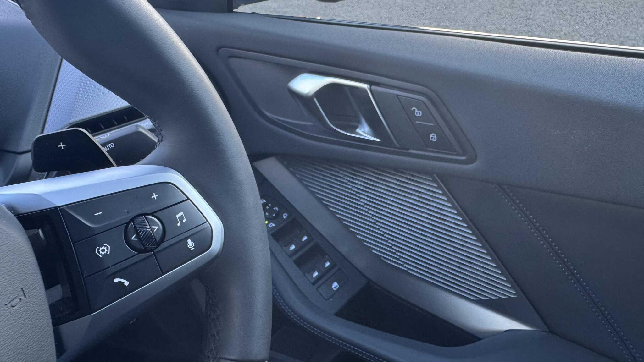 BMW 2 Series view 14