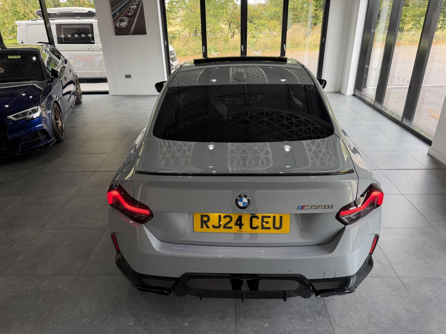 BMW 2 Series view 39
