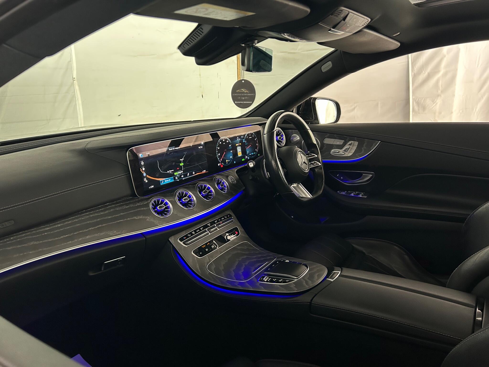 Mercedes-Benz E Class view 17