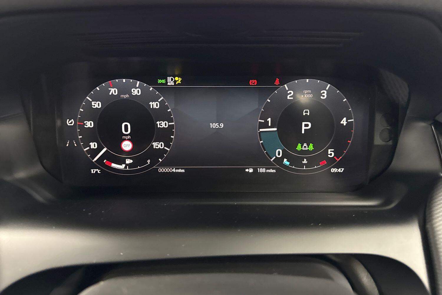 Land Rover Discovery Sport view 10
