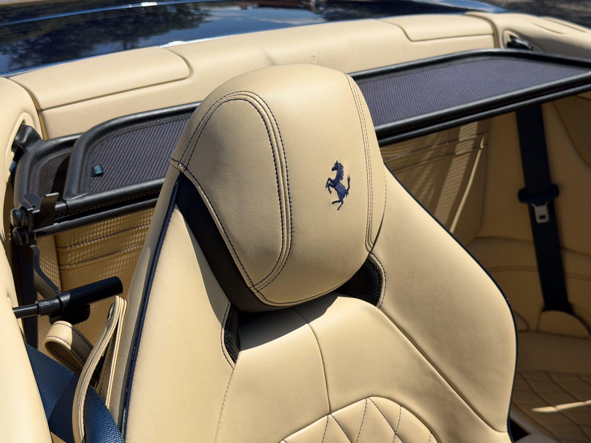 Ferrari California view 18