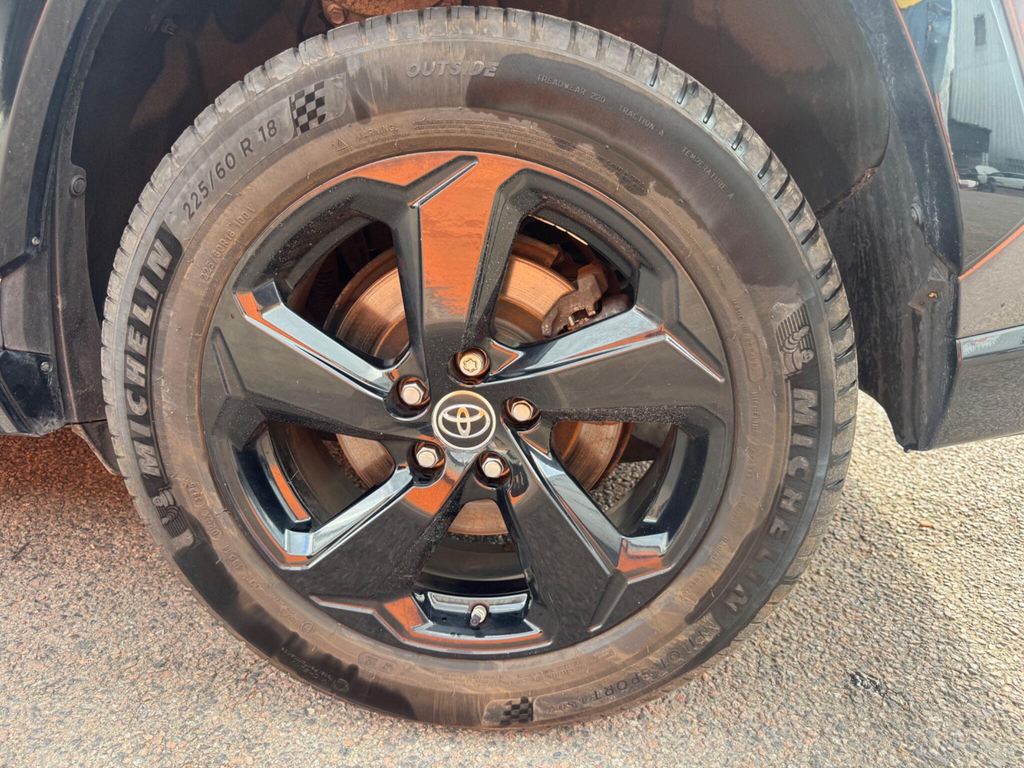 Toyota Rav4 view 26