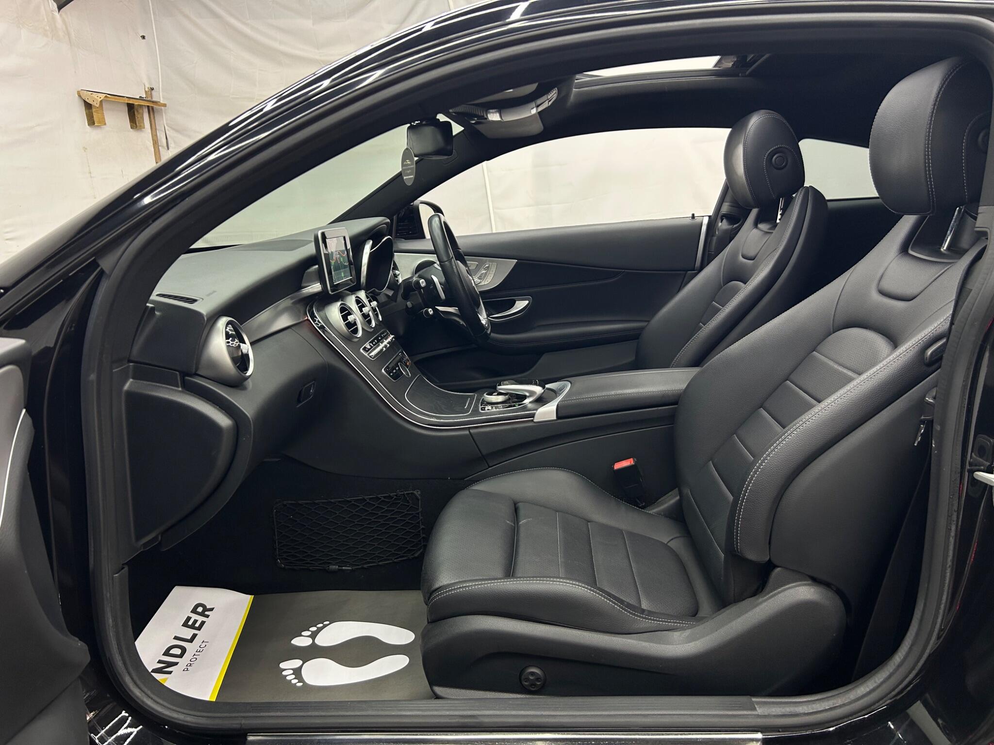 Mercedes-Benz C-Class view 42