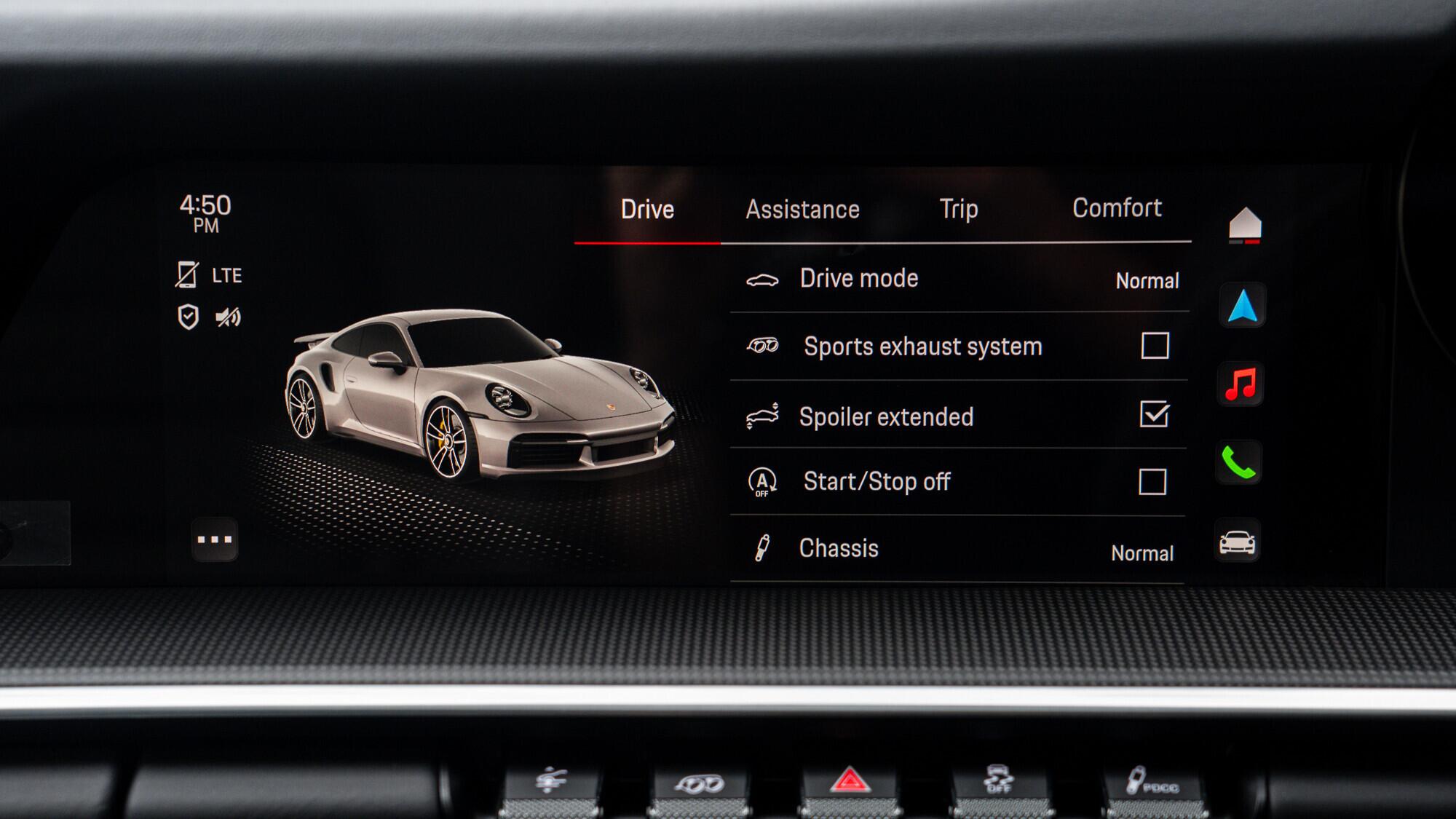 Porsche 911 view 16