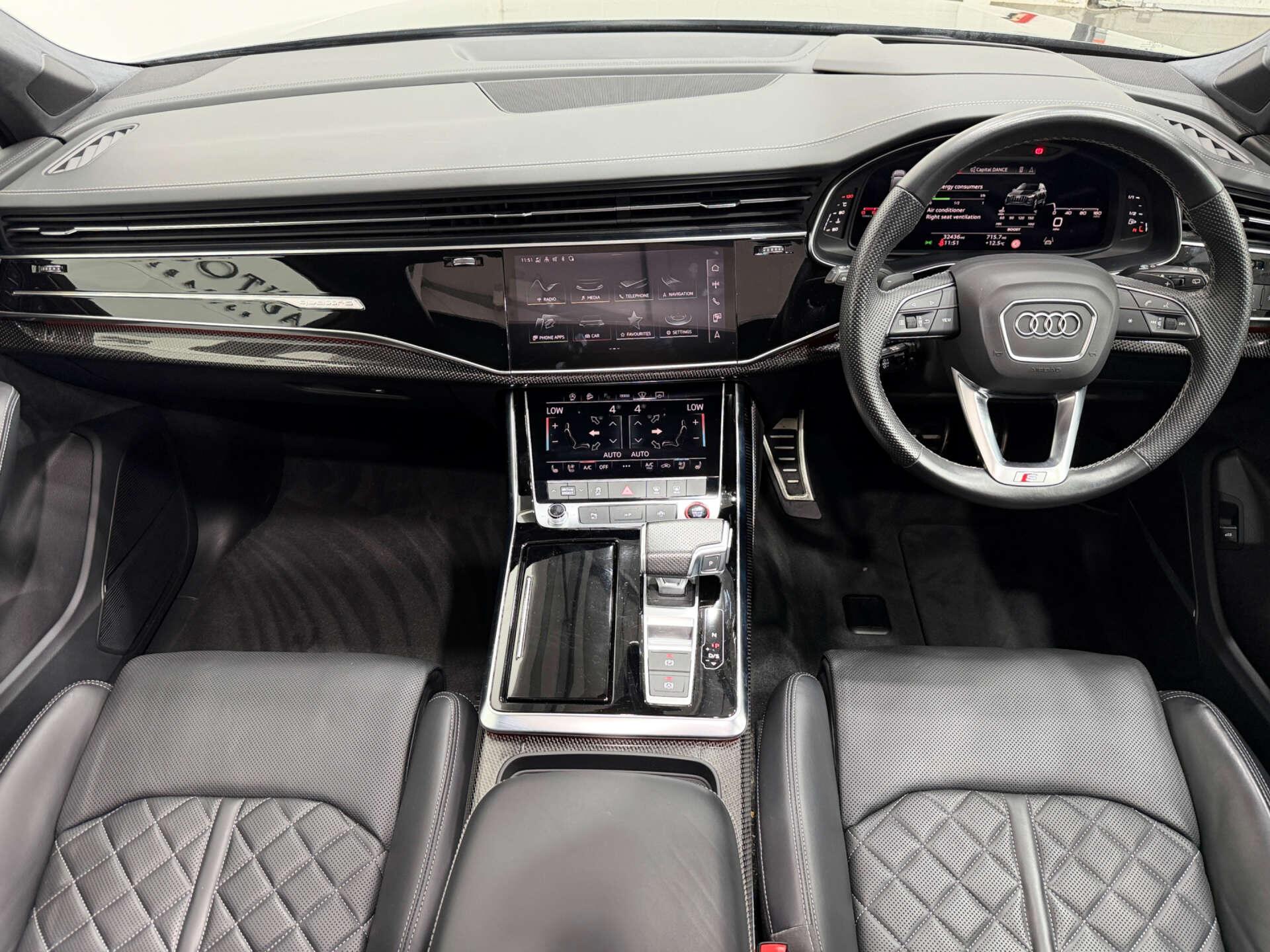 Audi SQ7 view 19