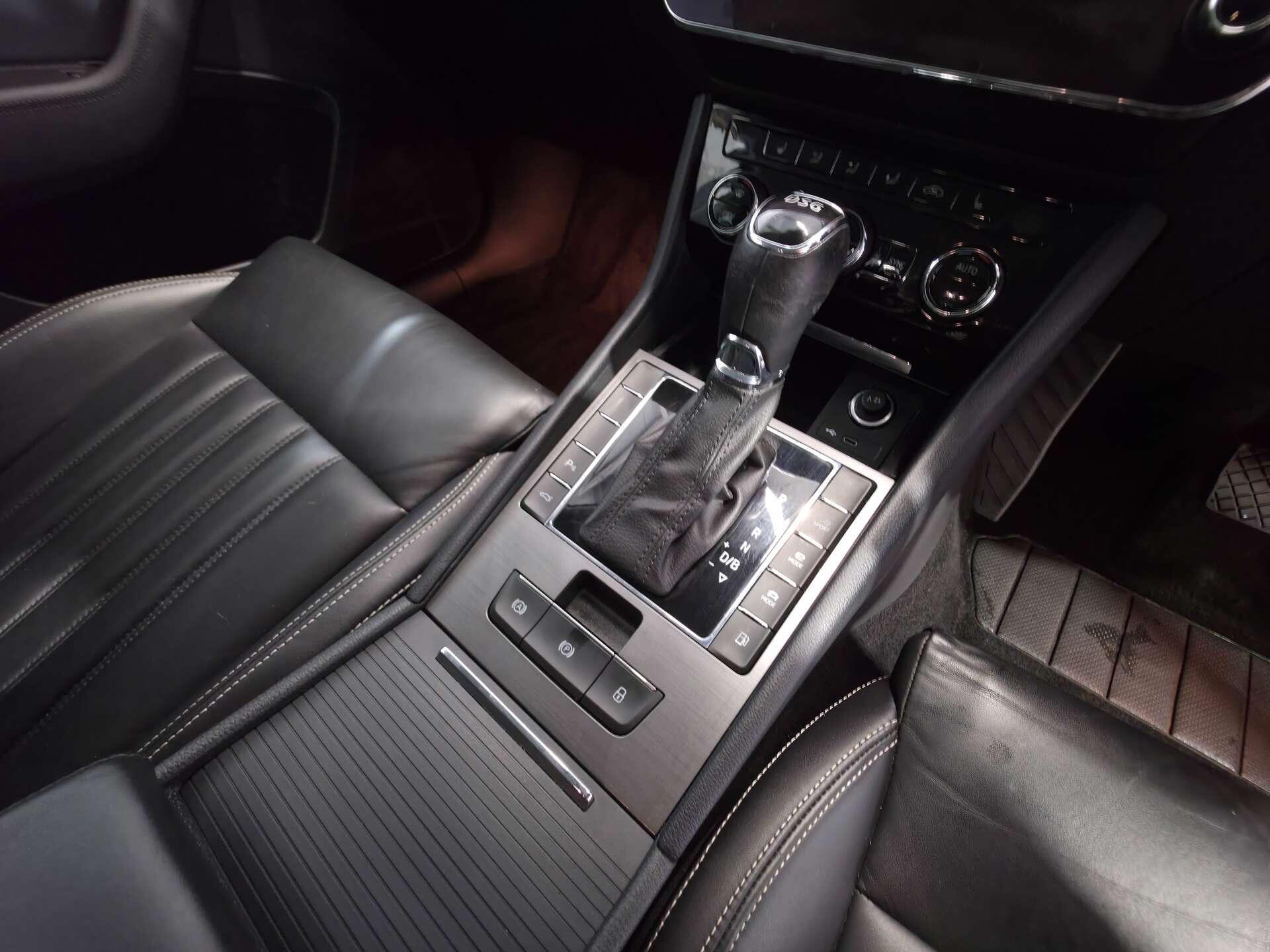 Skoda Superb view 26