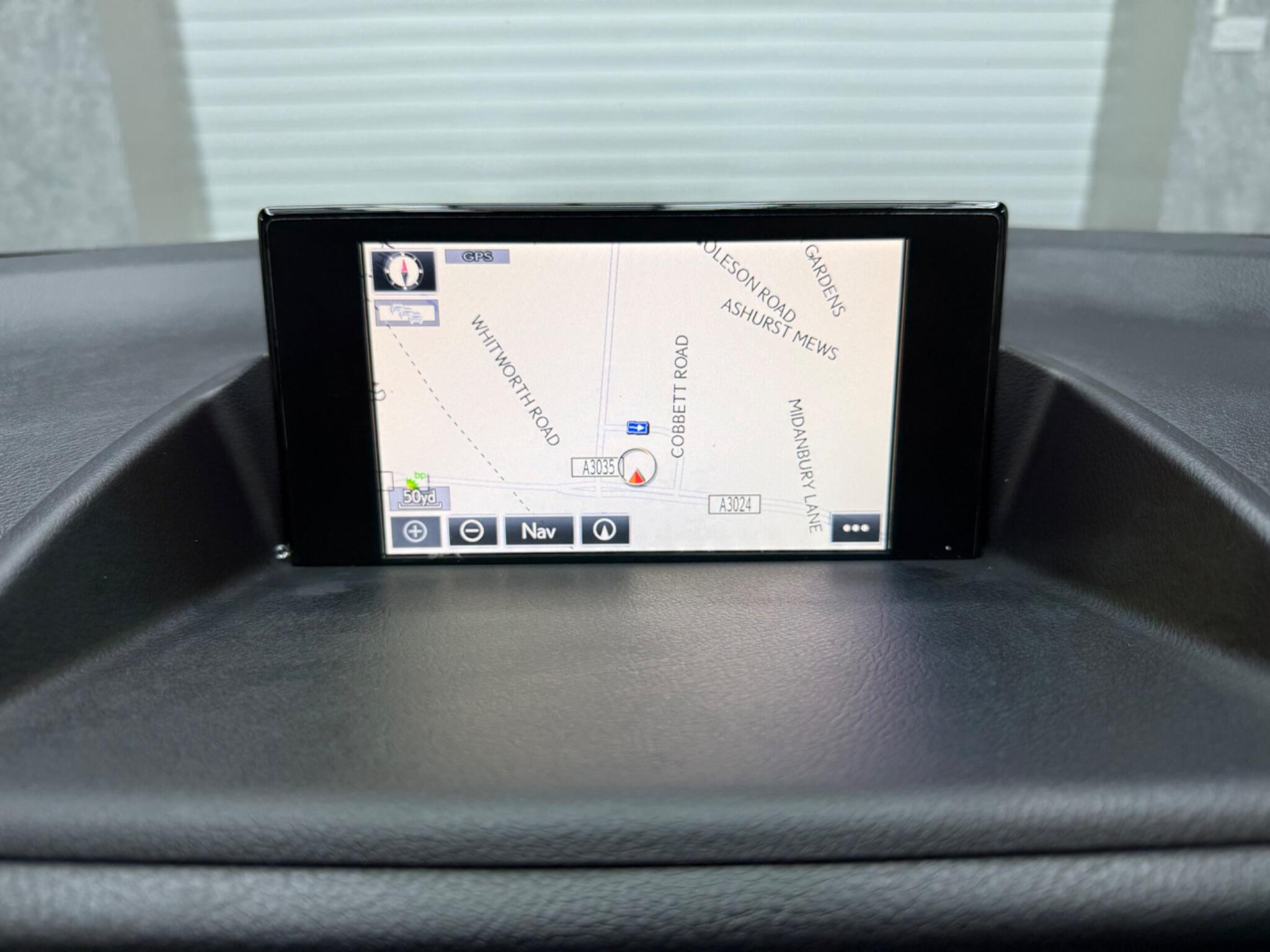 Lexus CT view 16