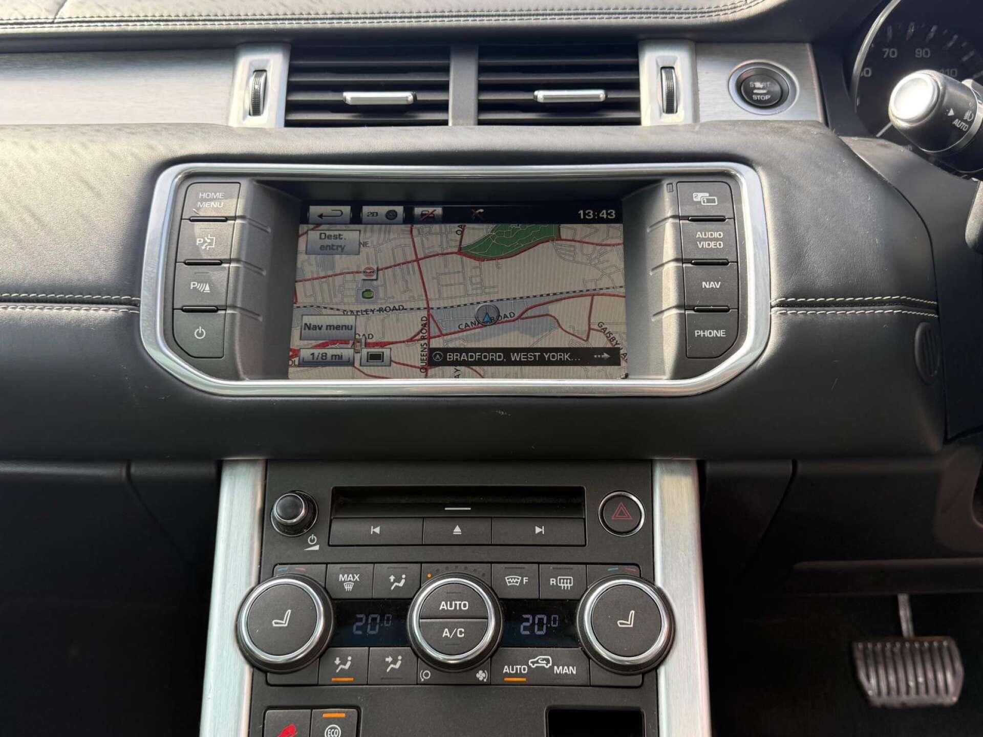 Land Rover Range Rover Evoque view 40