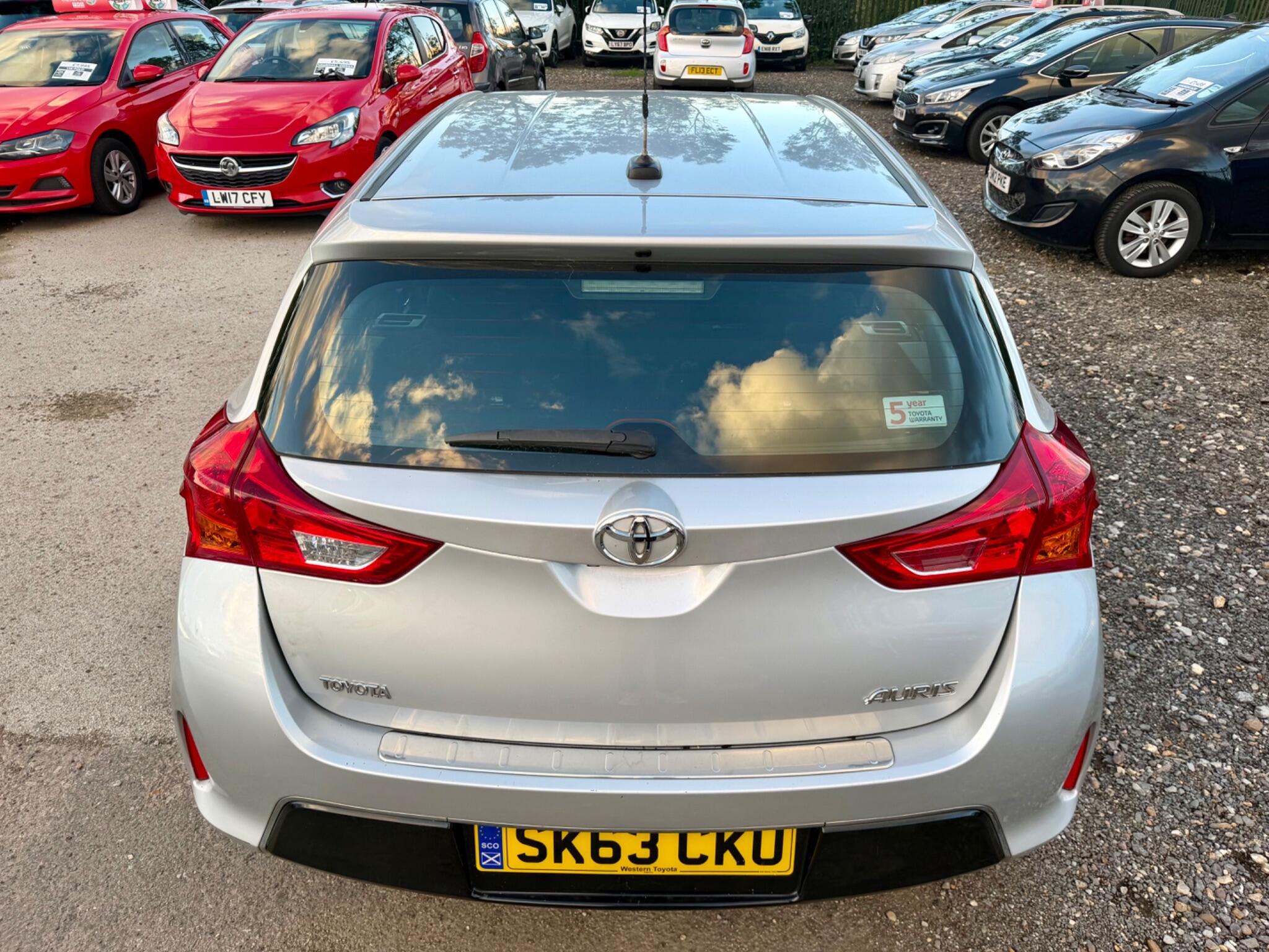Toyota Auris view 17