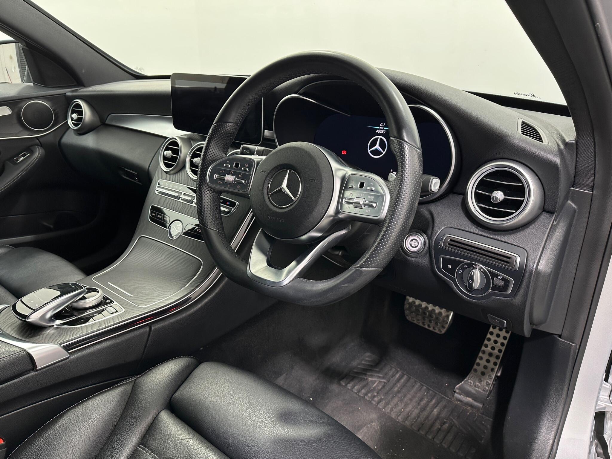 Mercedes-Benz C-Class view 11