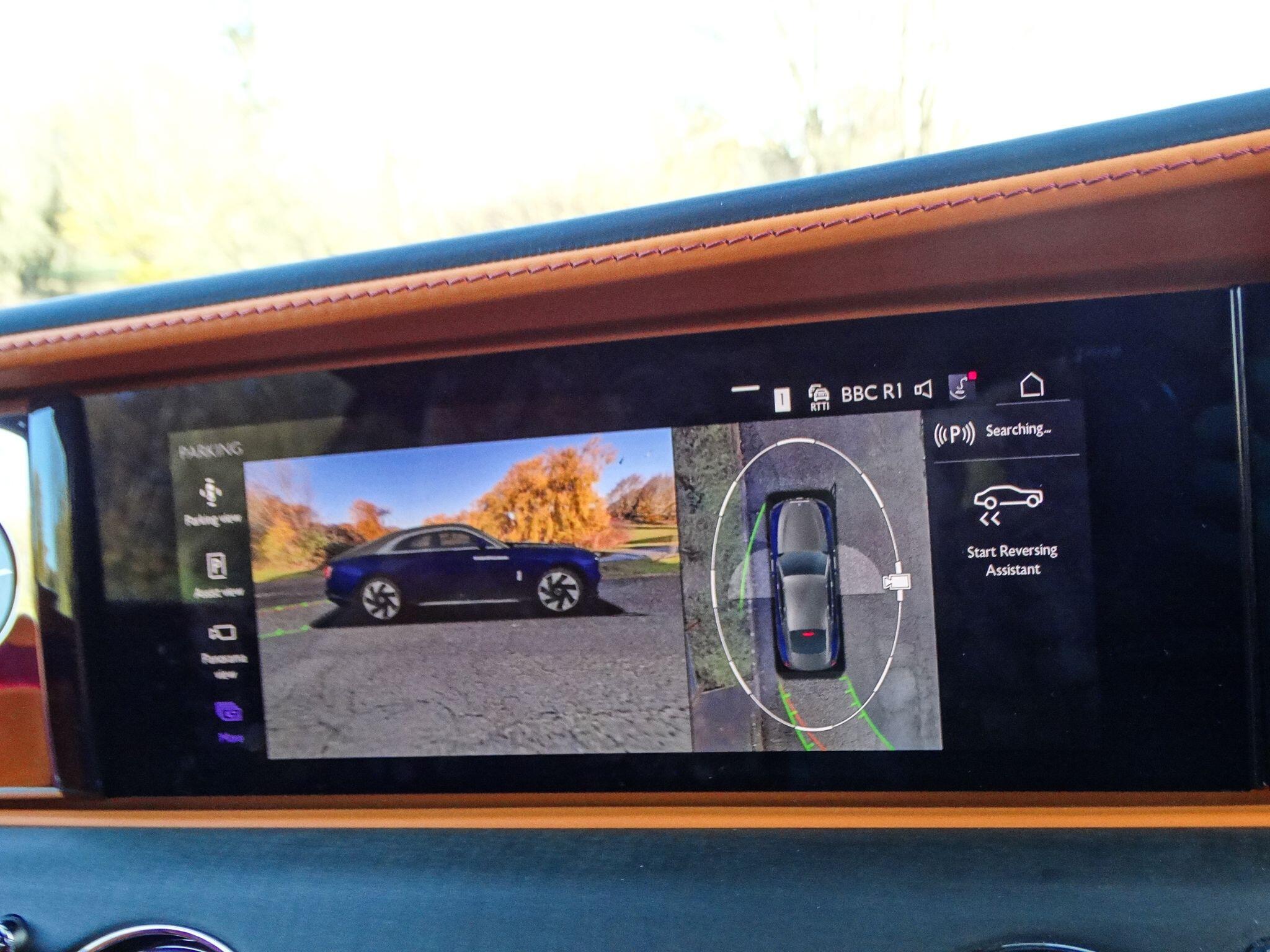Rolls-Royce Spectre view 25