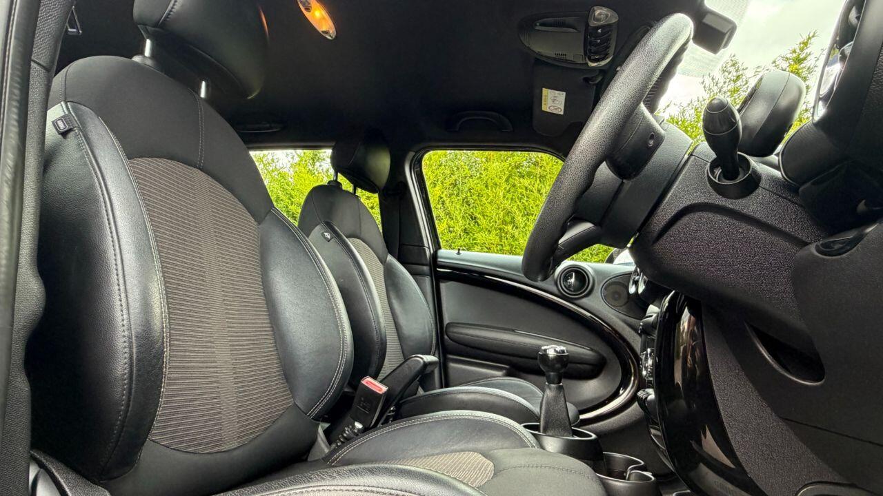 Mini Countryman view 11