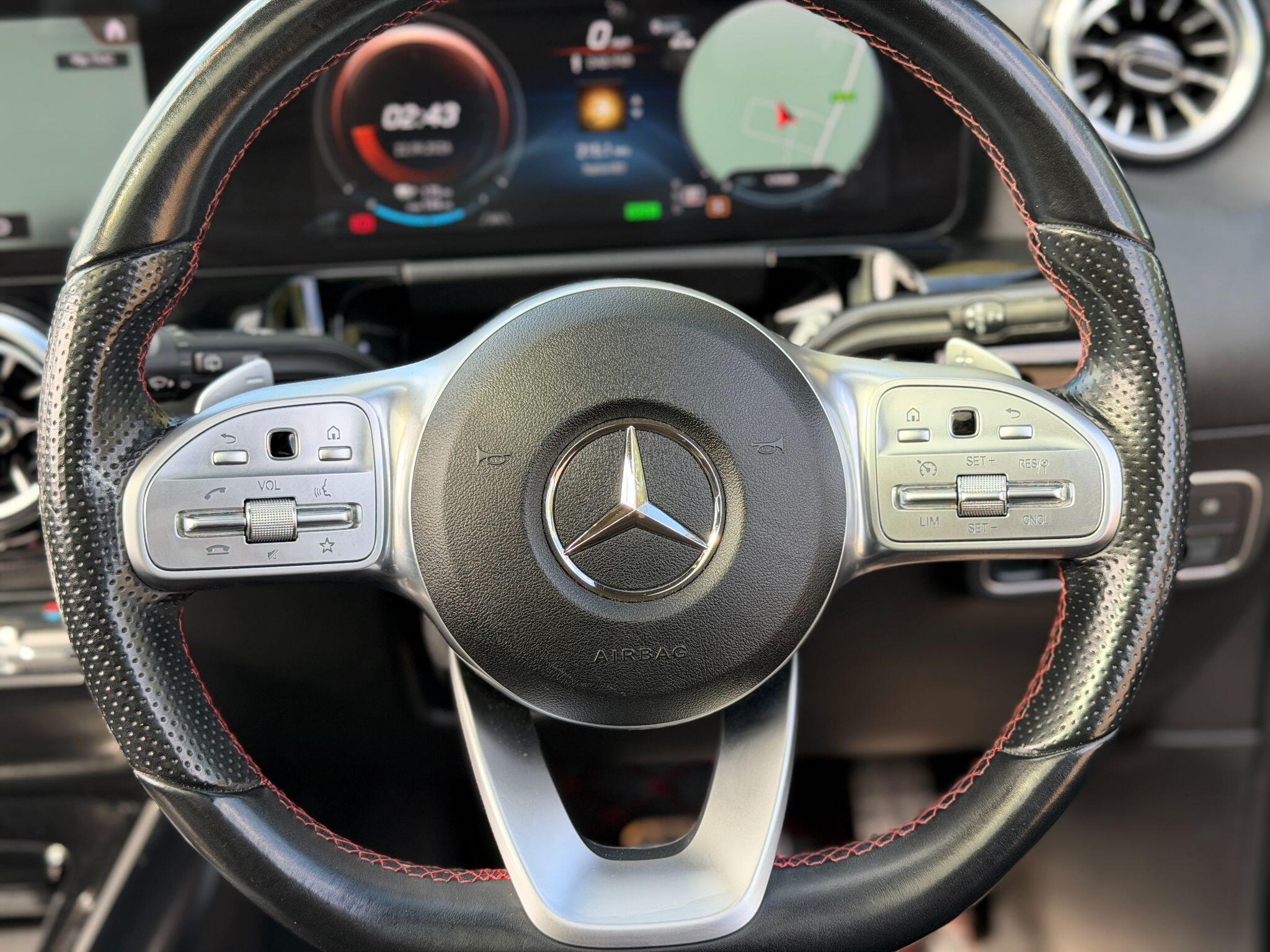 Mercedes-Benz EQA view 53