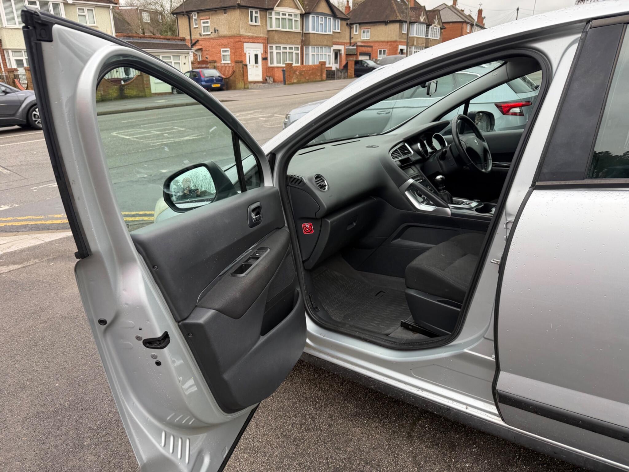 2010 Peugeot 3008 image 39