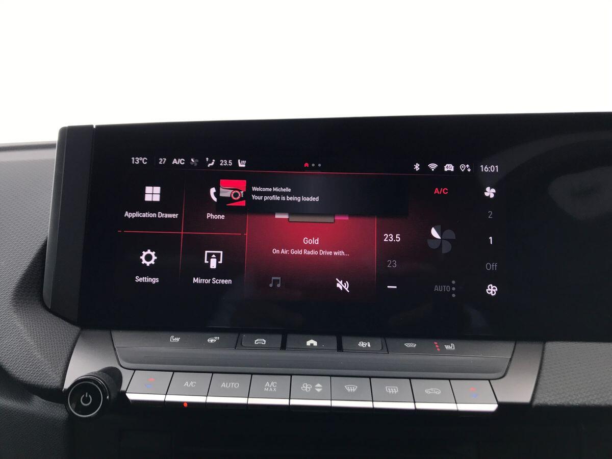 Vauxhall Astra view 13