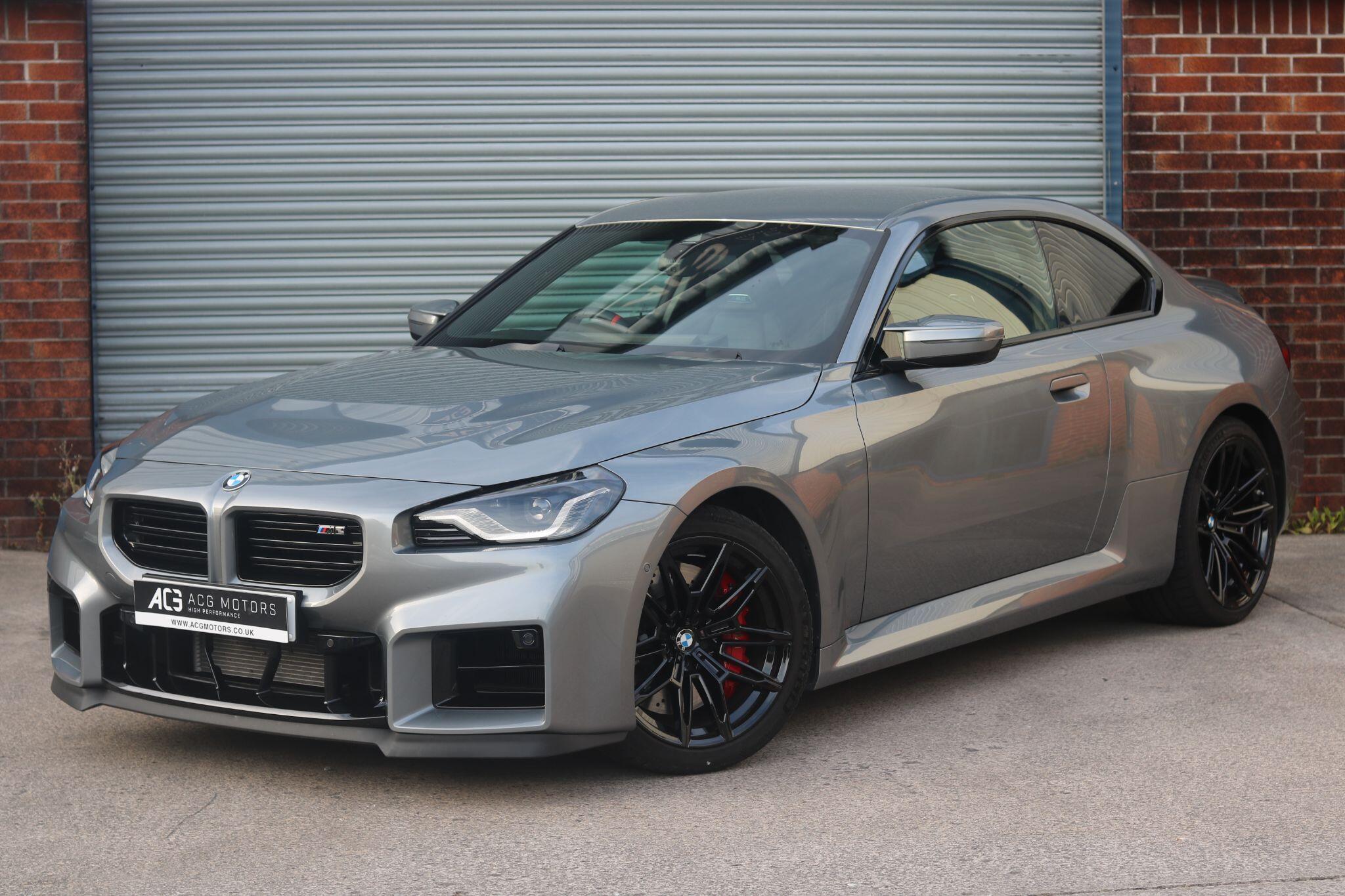 BMW M2 view 6
