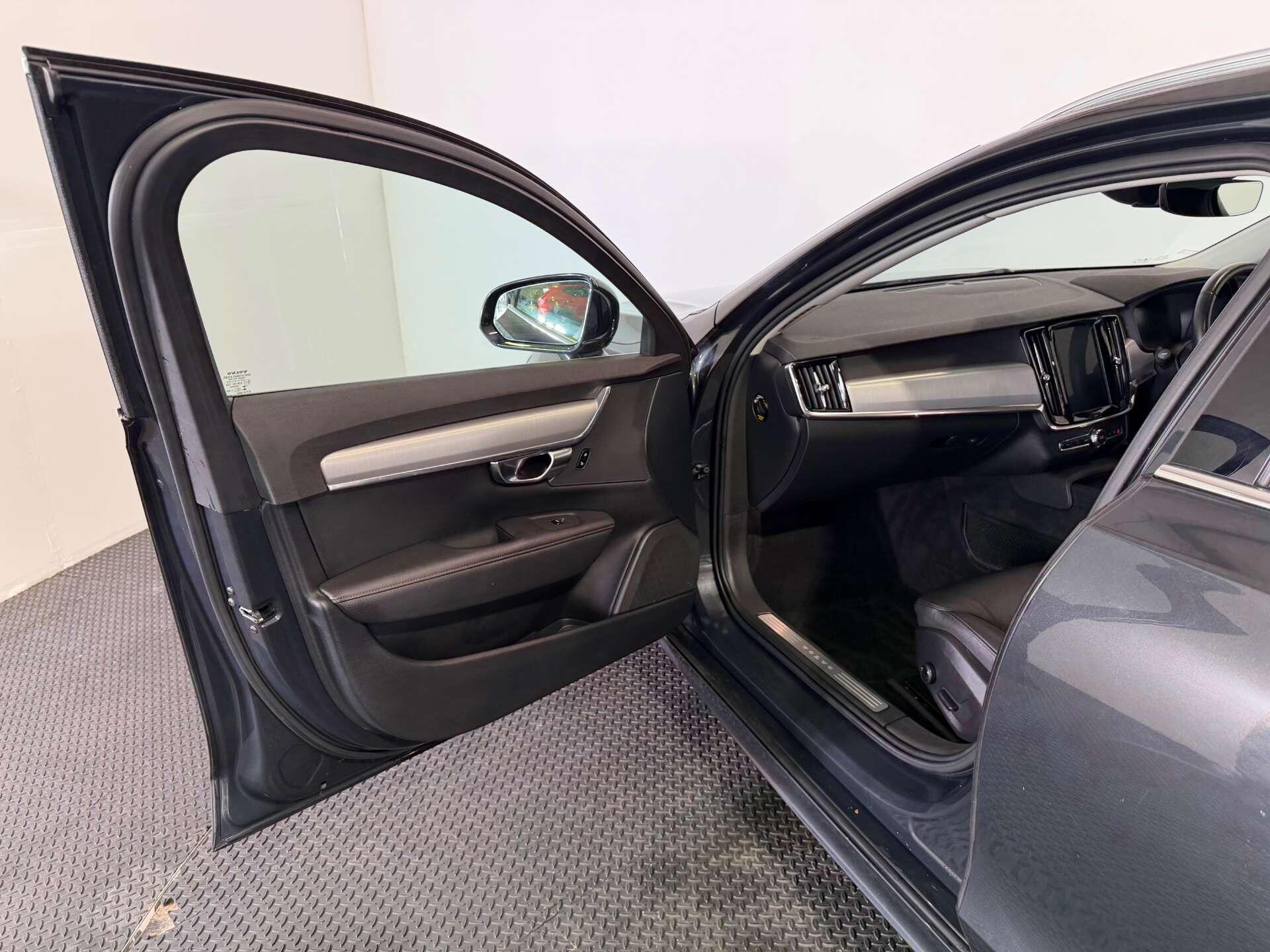 Volvo V90 view 60
