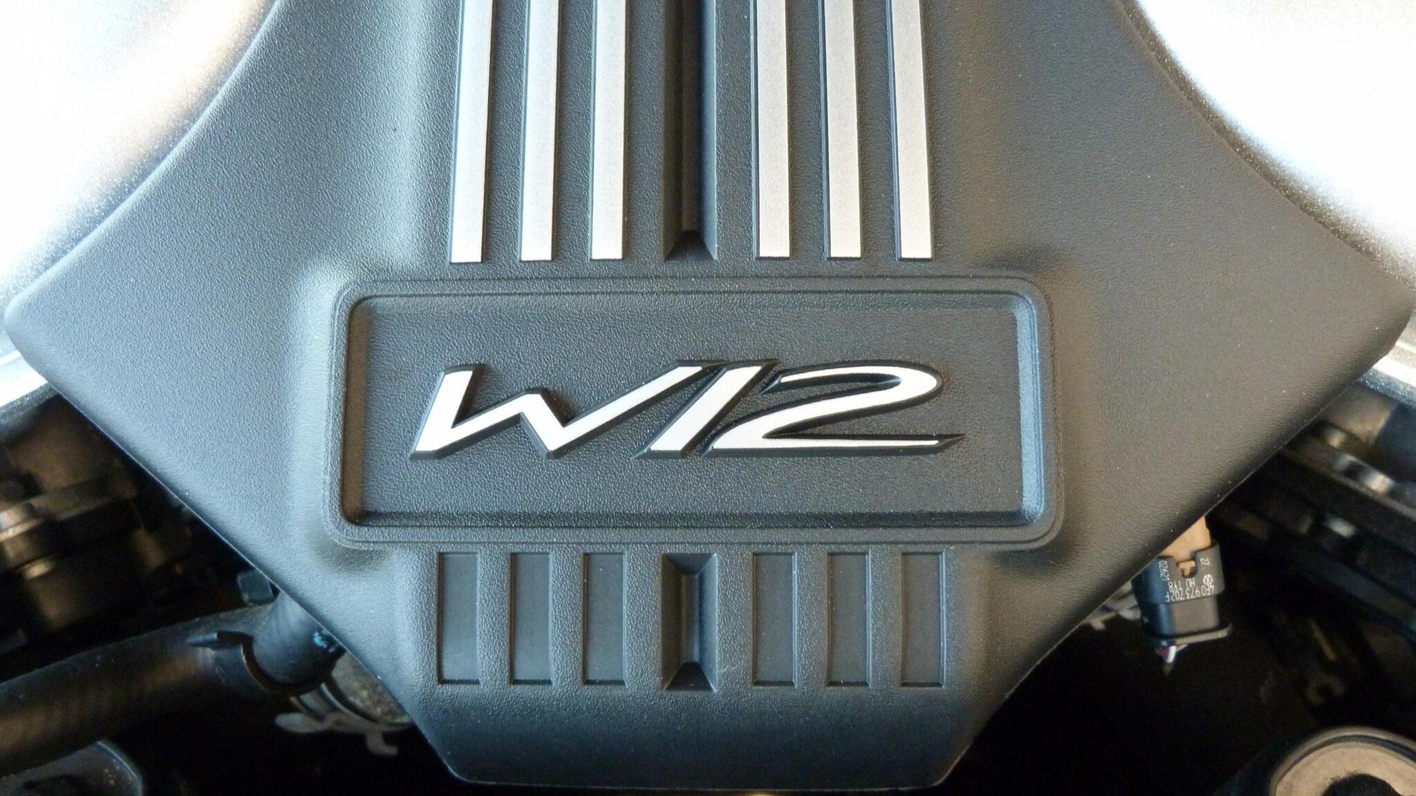 Bentley Continental view 40