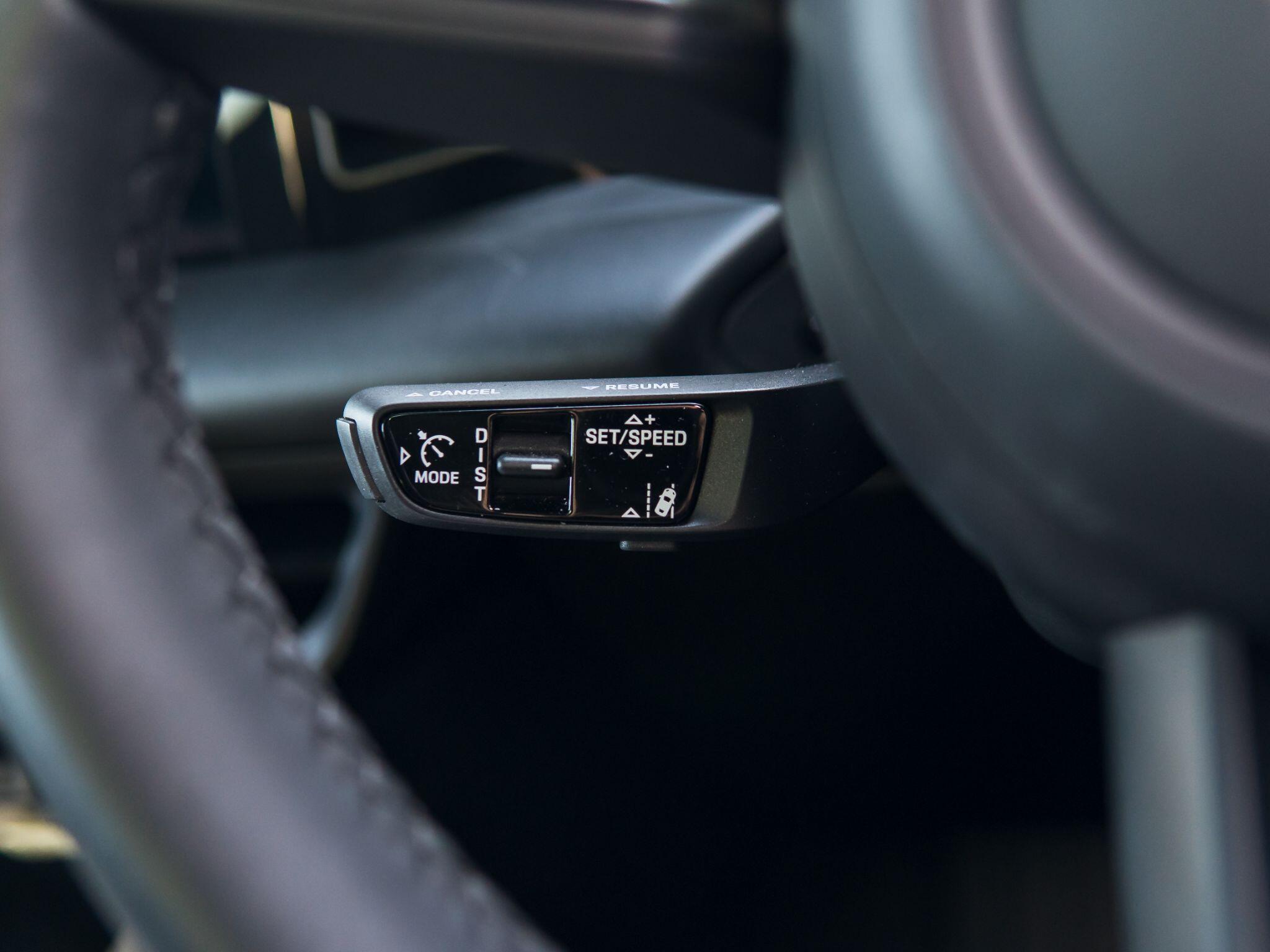Porsche Macan view 17