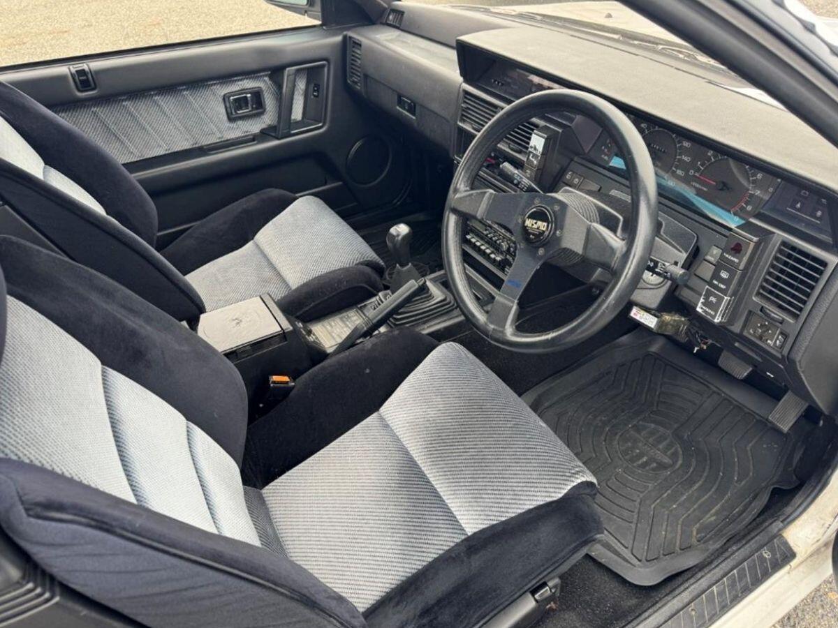 Nissan Skyline view 11