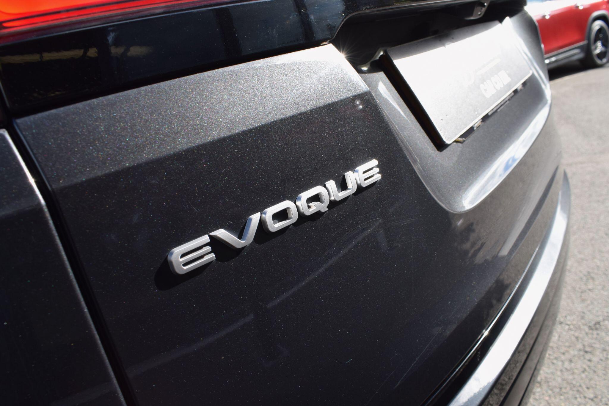 Land Rover Range Rover Evoque view 42