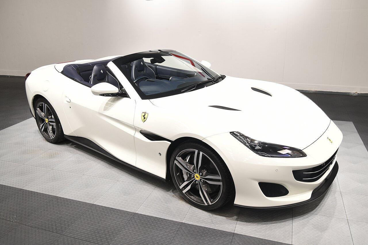 Ferrari Portofino view 29