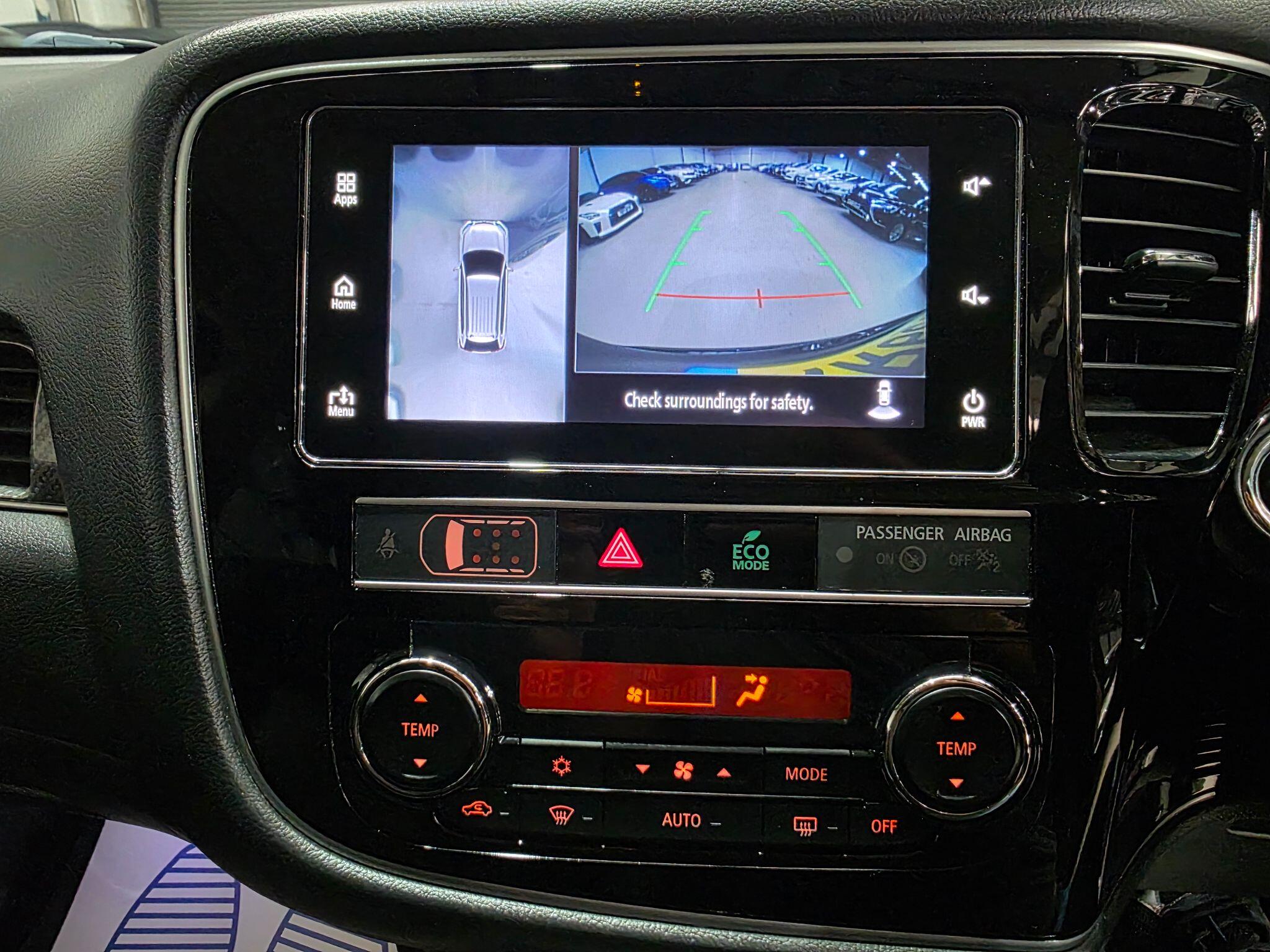 Mitsubishi Outlander view 8