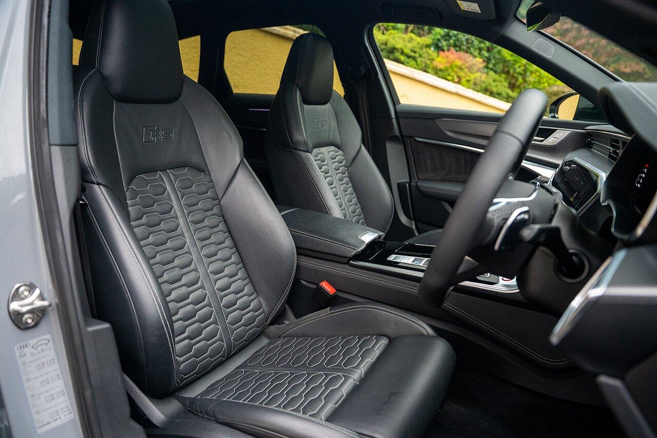 Audi RS6 view 48
