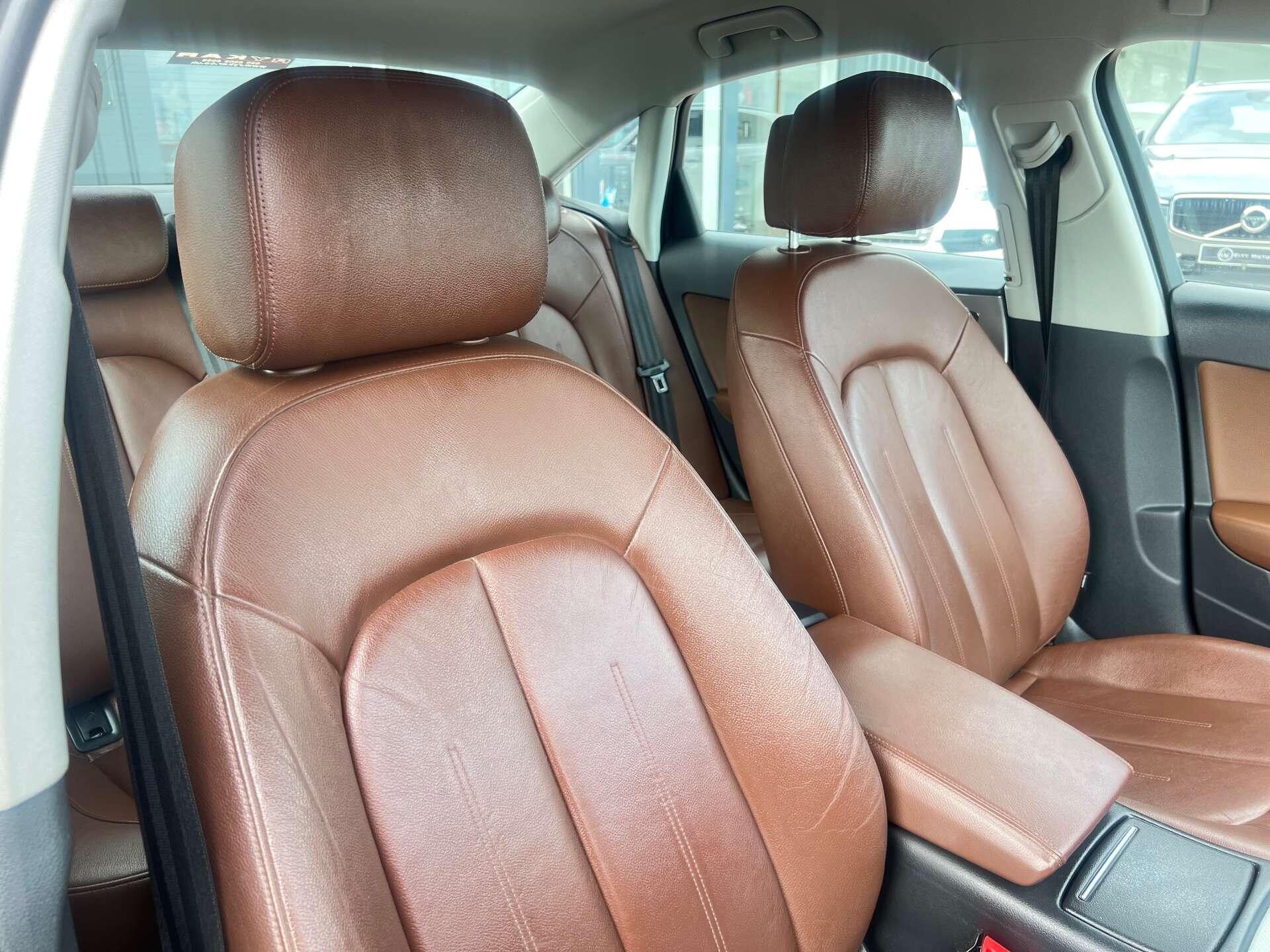 Audi A6 view 17