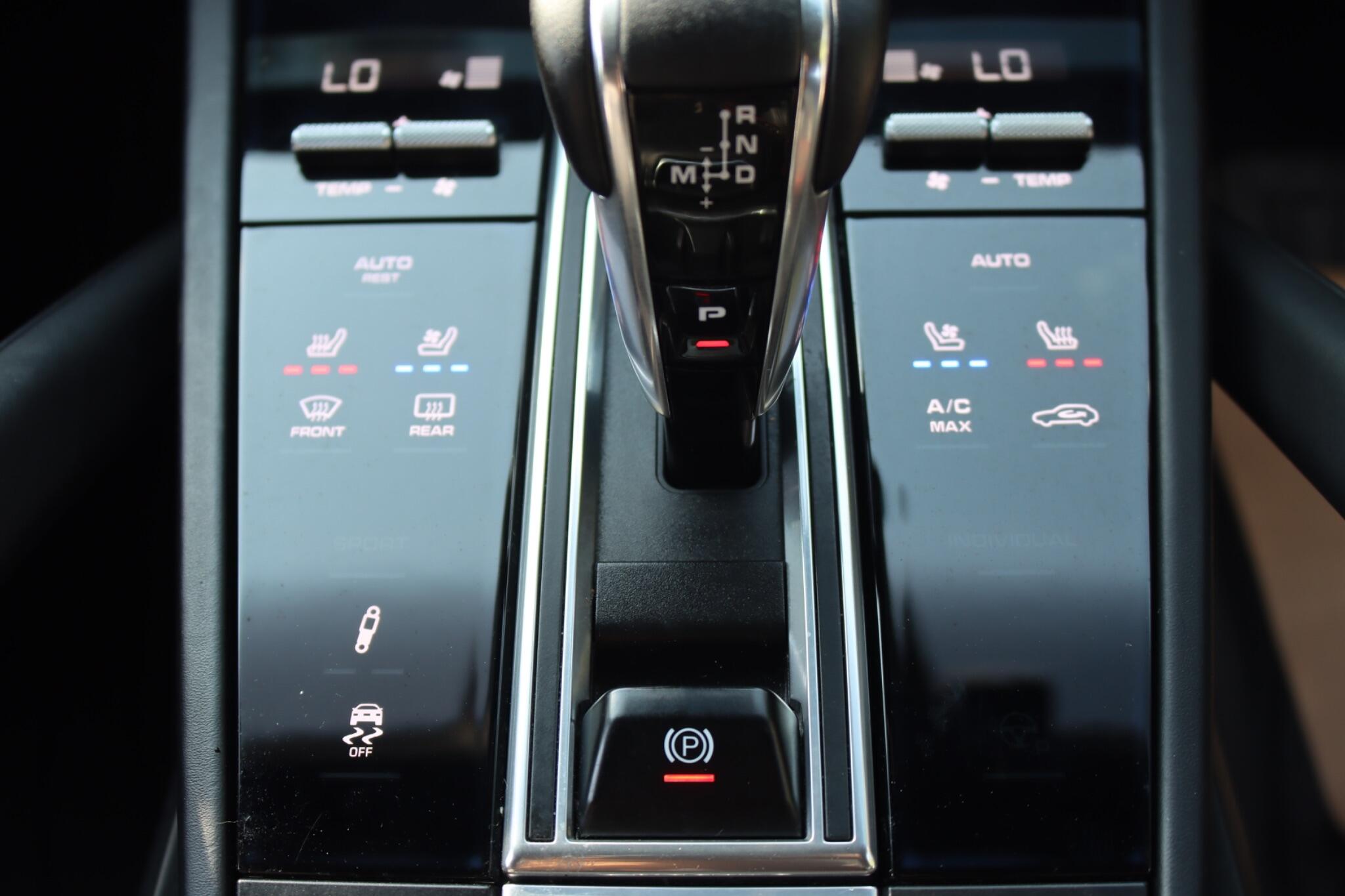 Porsche Cayenne view 51