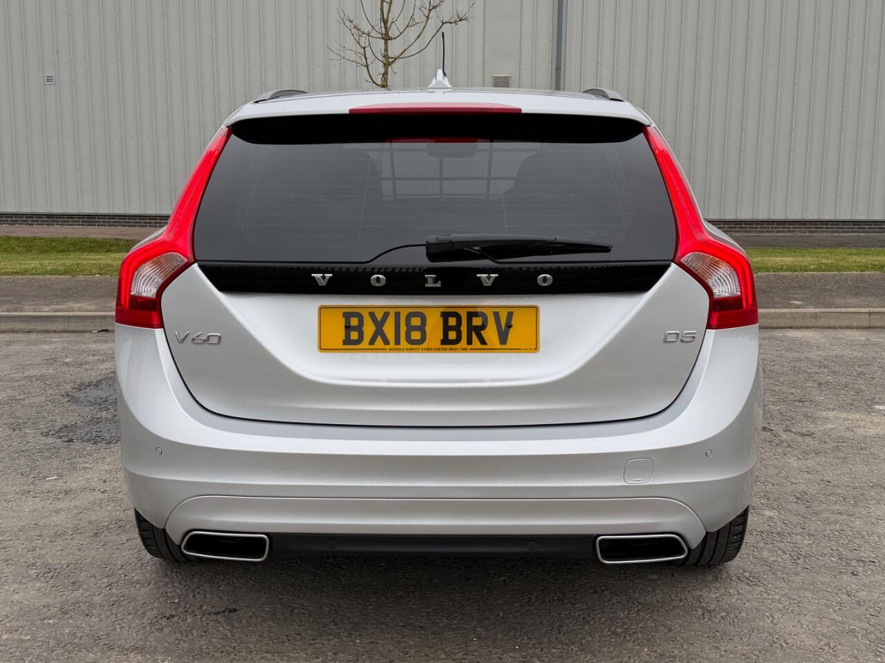 Volvo V60 view 10