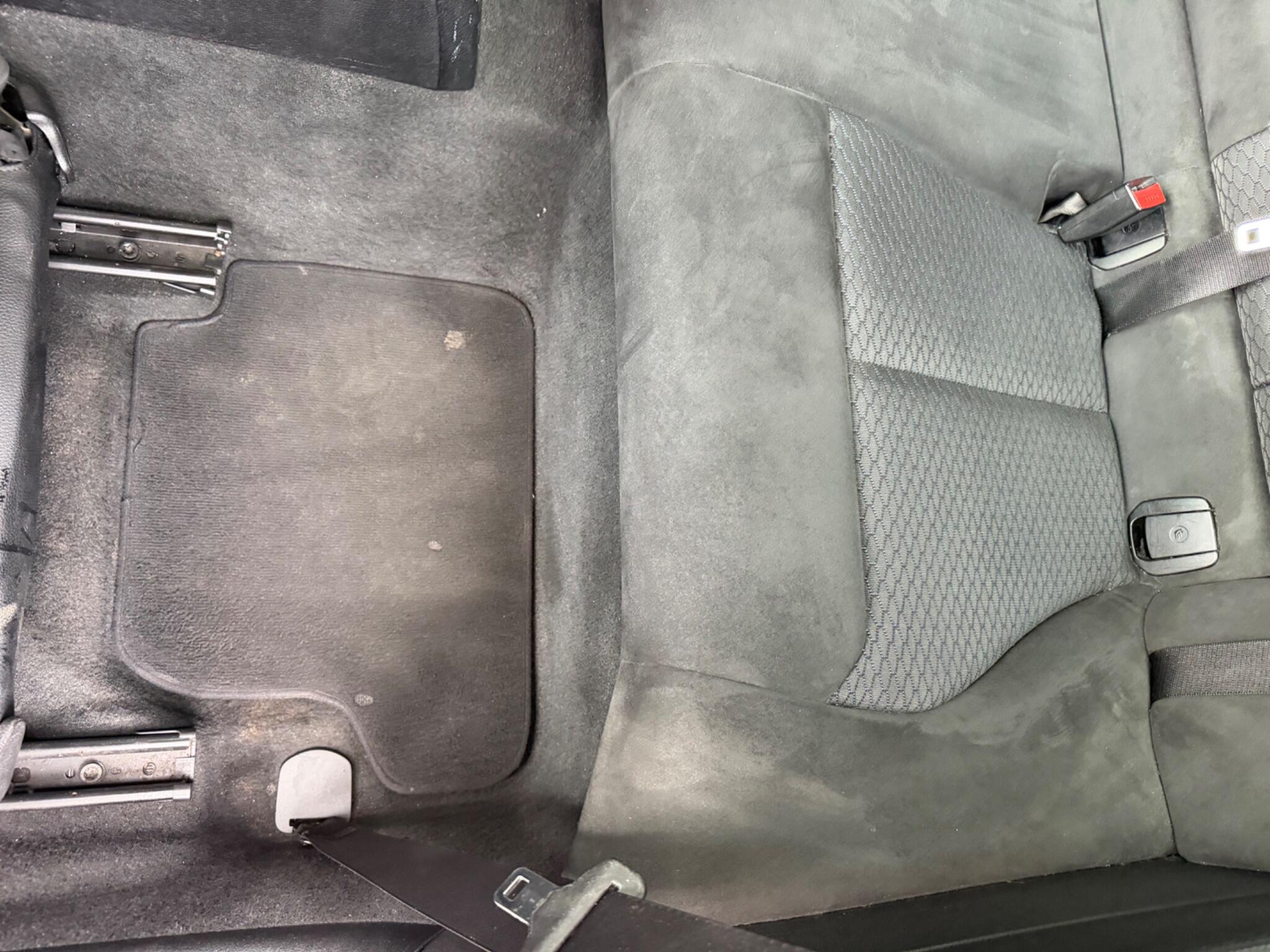 BMW 1 Series view 22